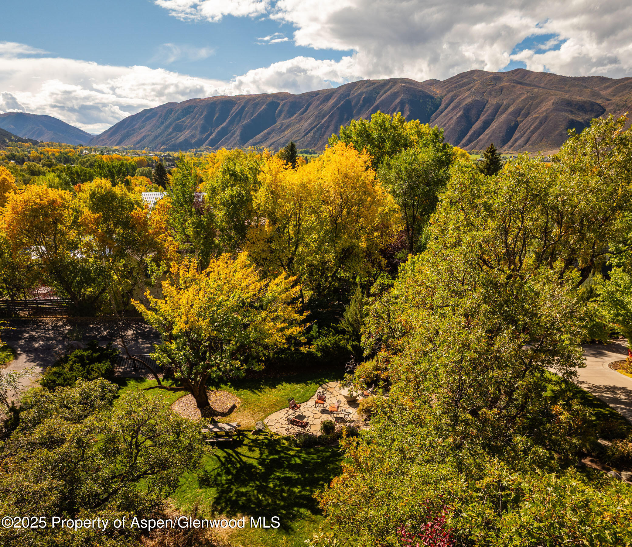 128 & 120 W Hillside Drive Basalt CO 81621