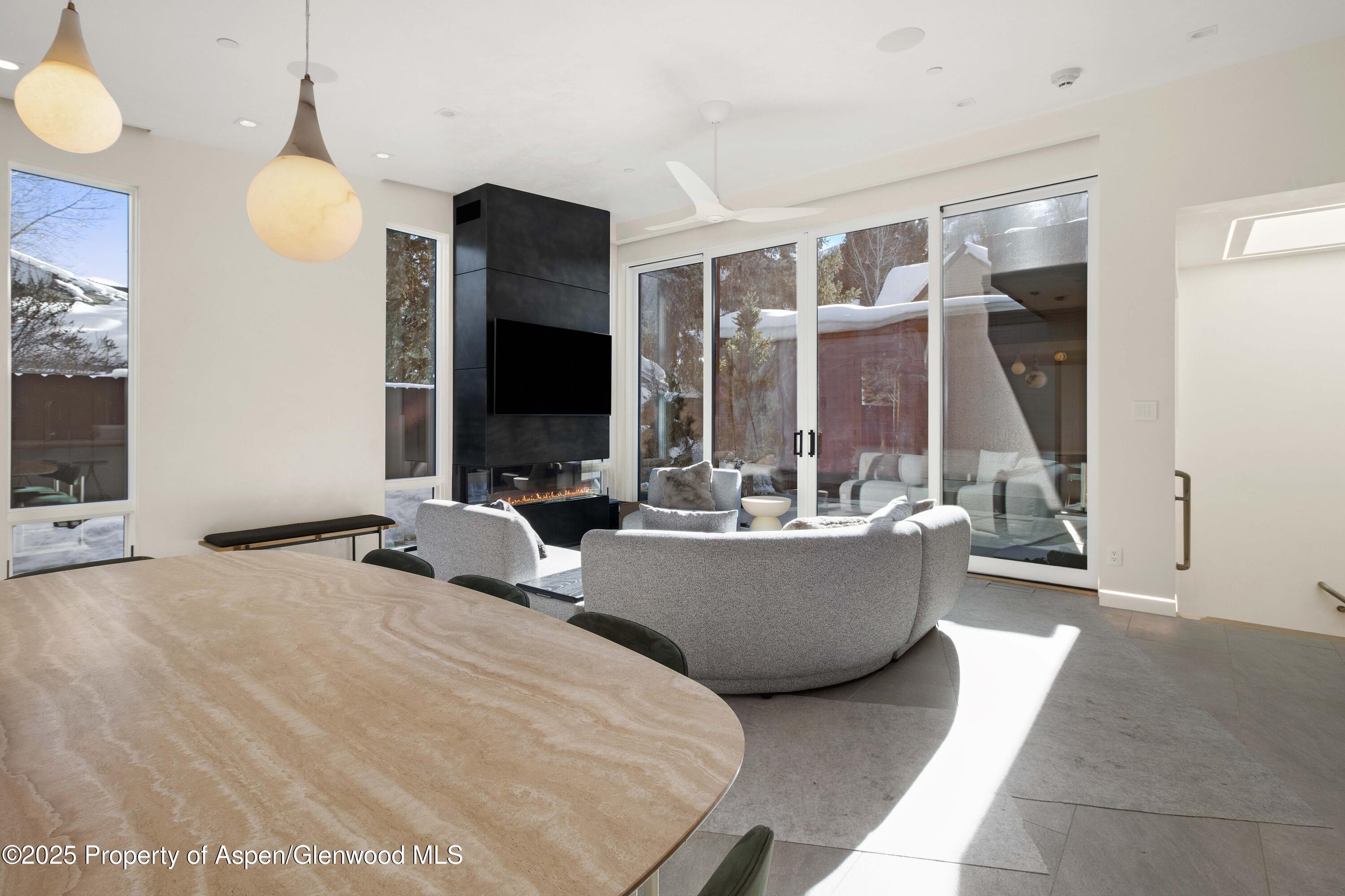 211 W Main Street Aspen CO 81611