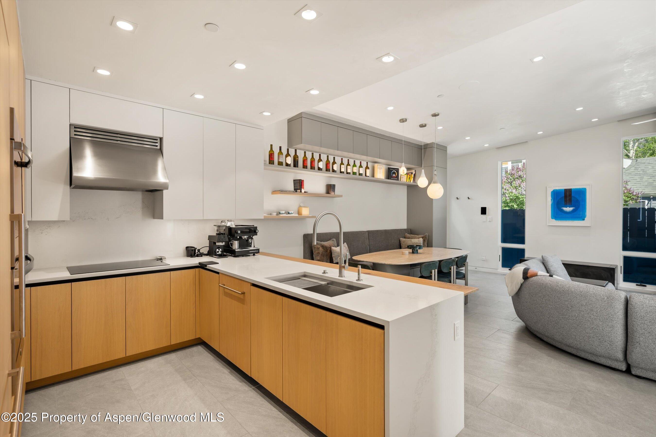 211 W Main Street Aspen CO 81611