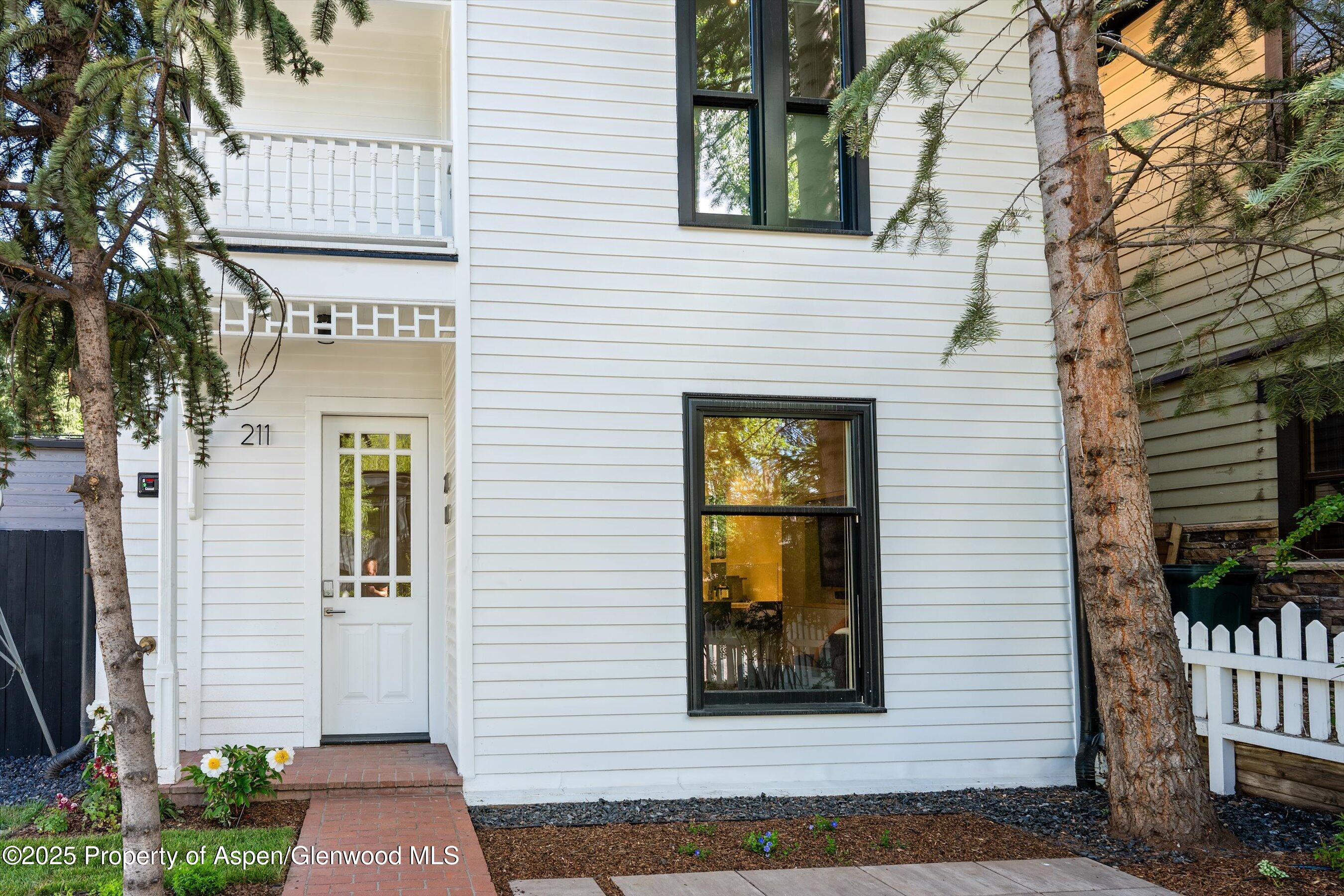 211 W Main Street Aspen CO 81611