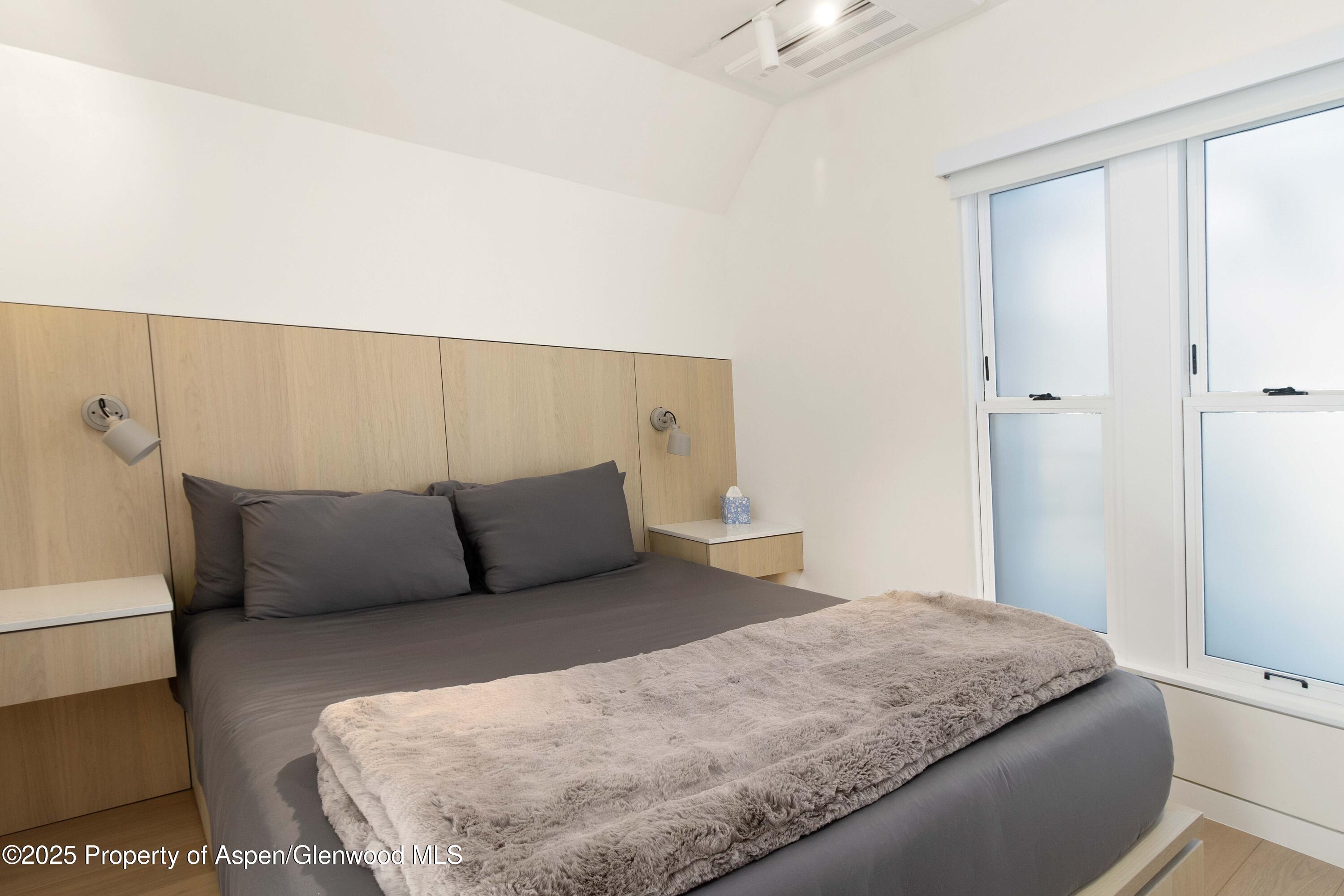 211 W Main Street Aspen CO 81611