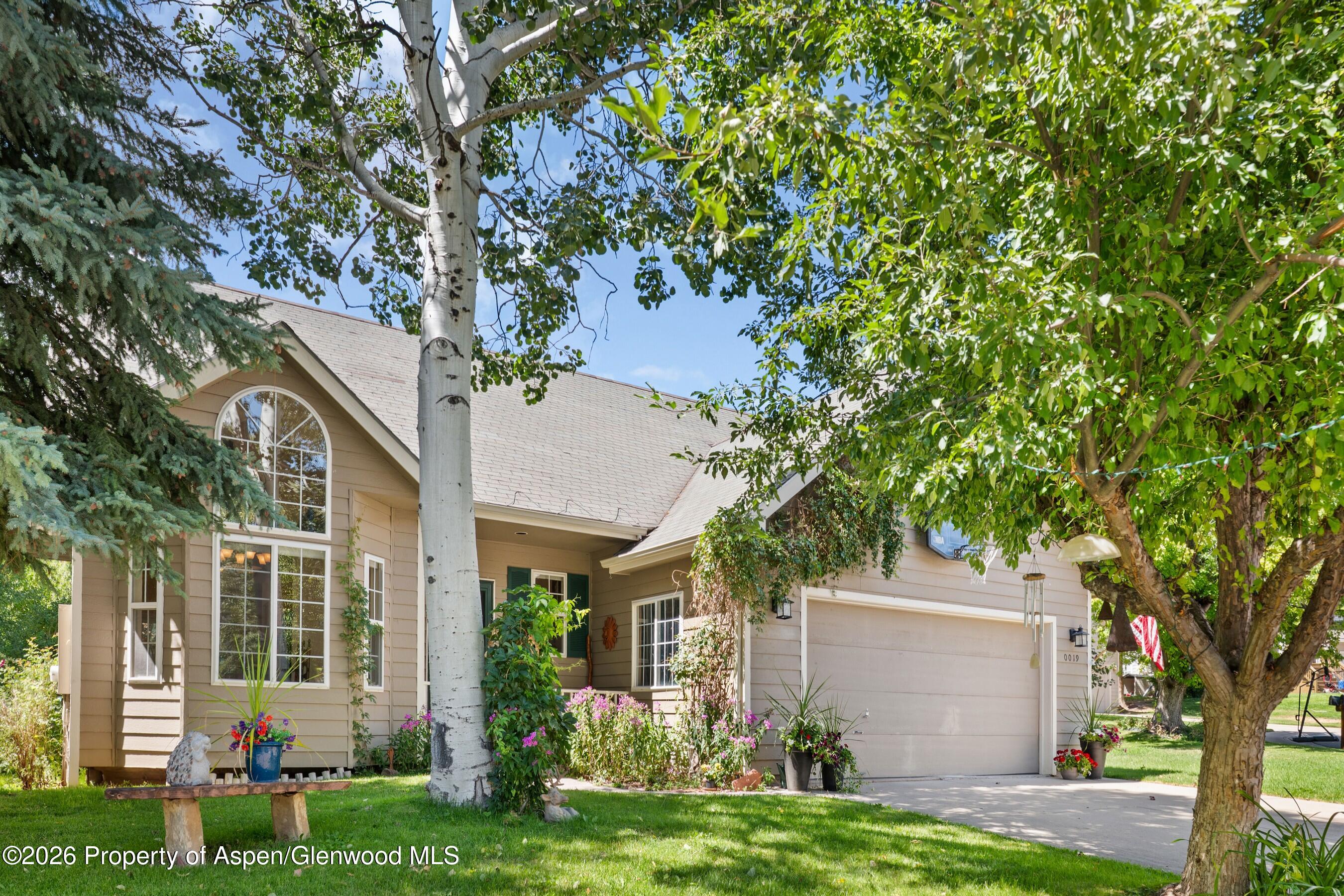 19 Eagles Nest Court Carbondale CO 81623