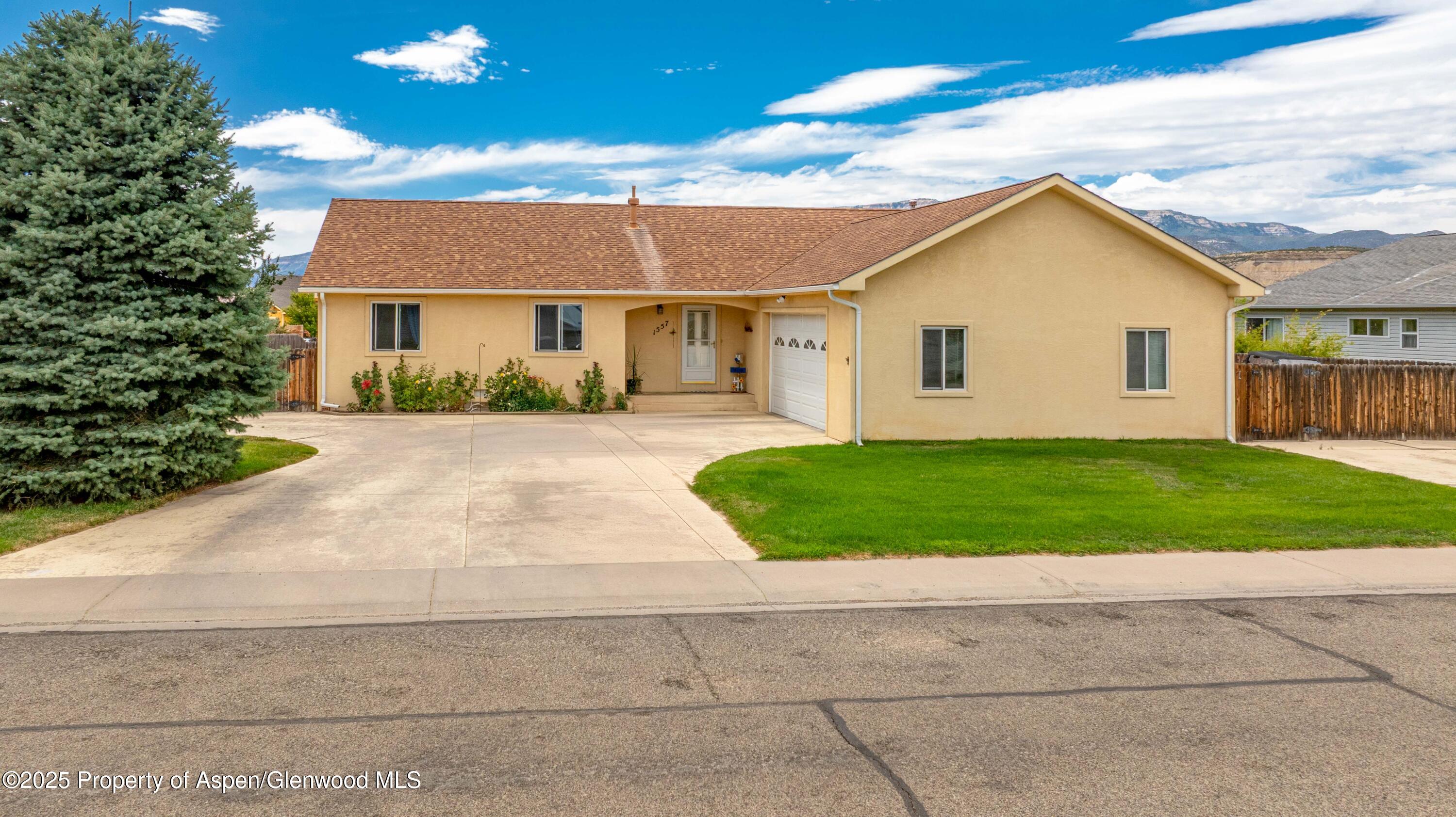 1557 Anvil View Avenue Rifle CO 81650