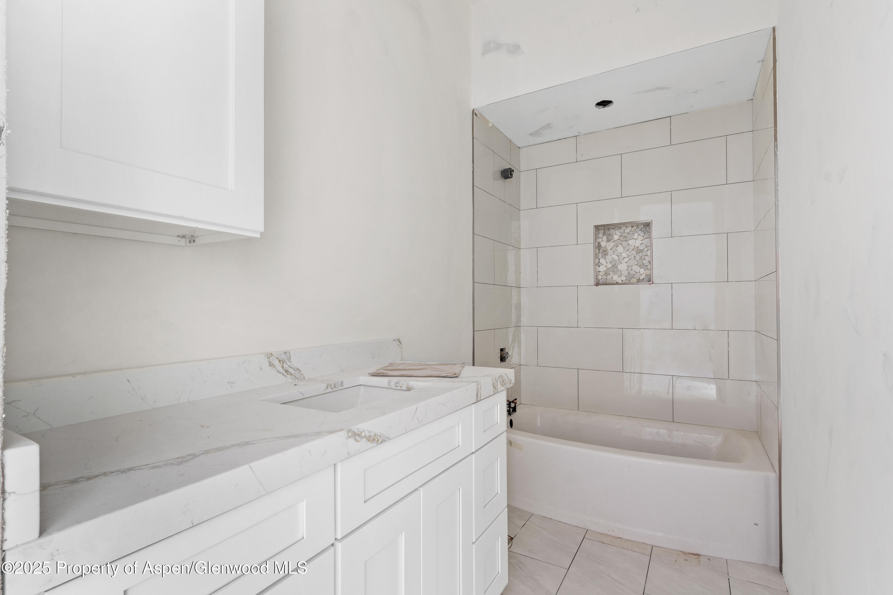 435 Arbor Lane Rifle CO 81650