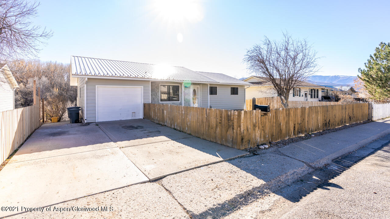 1324 Arabian Avenue Rifle CO 81650