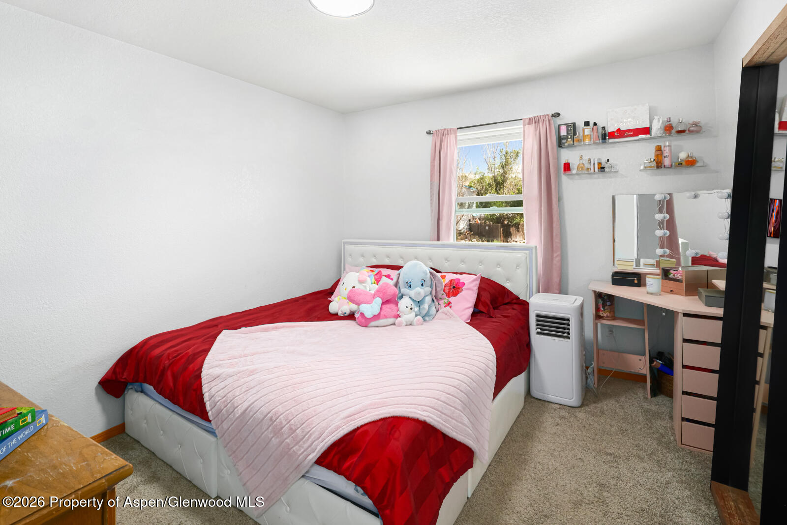 2447 Meadow Circle Rifle CO 81650