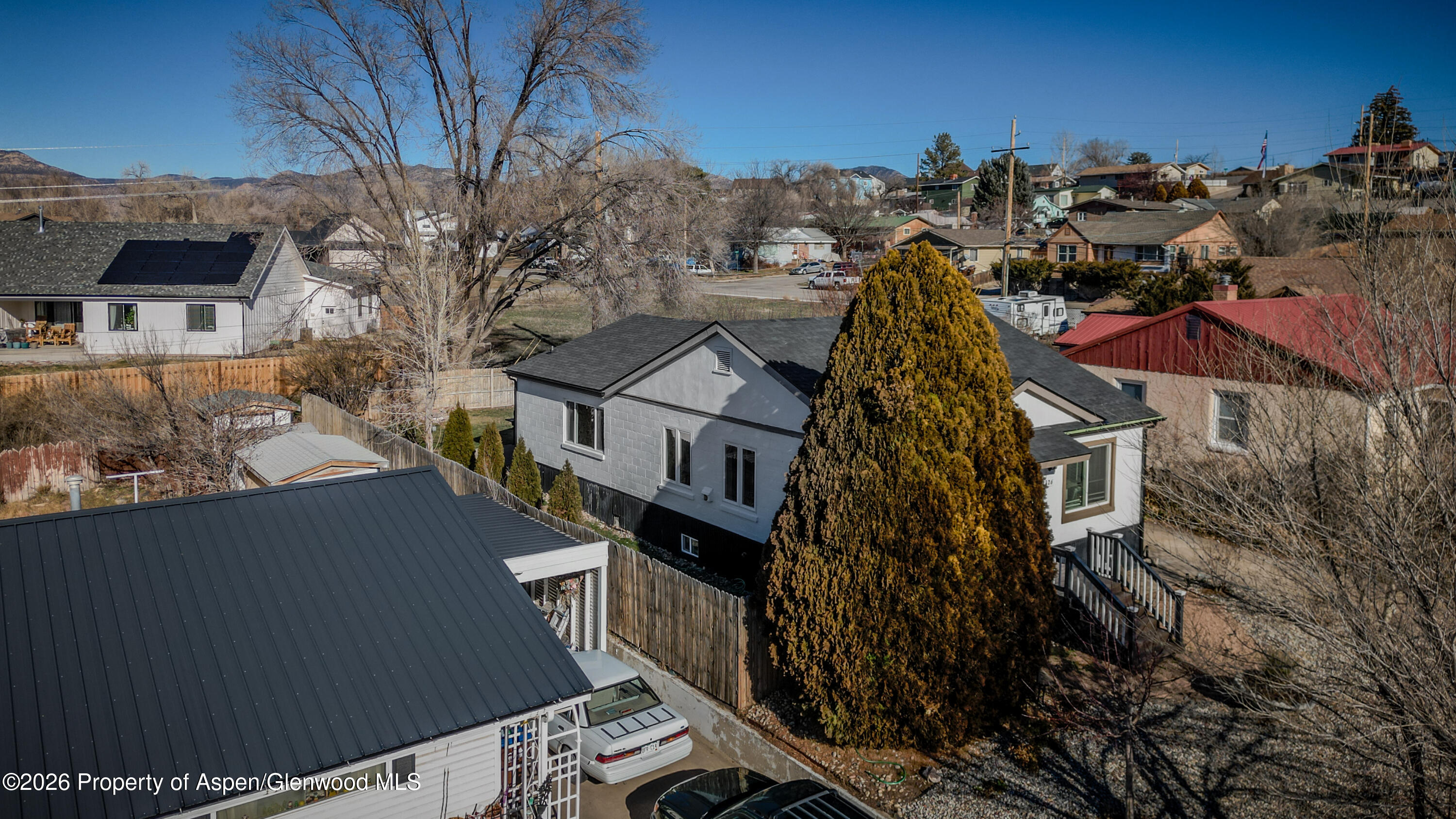 326 E 10th Street Rifle CO 81650