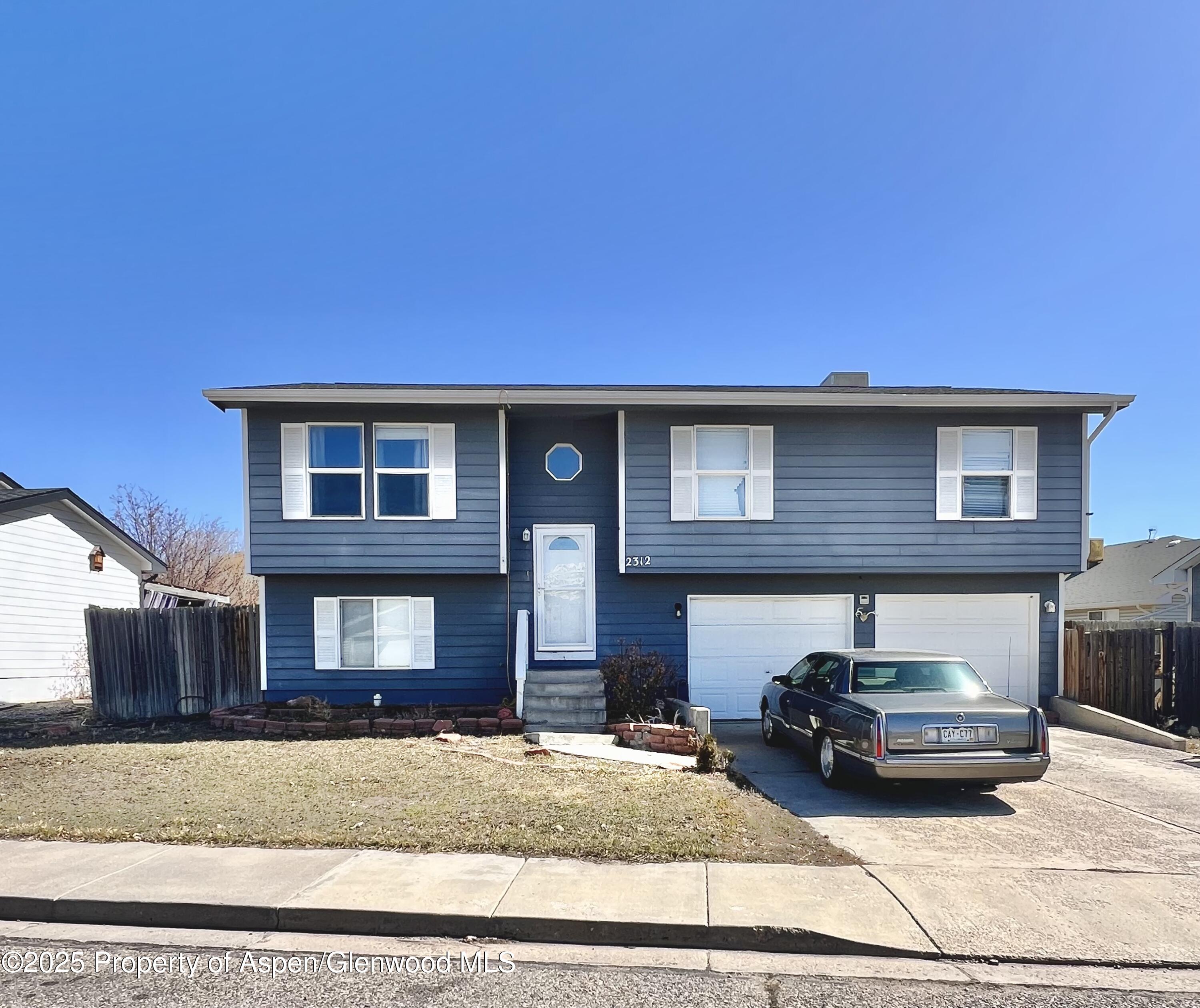 2312 Meadow Circle Rifle CO 81650