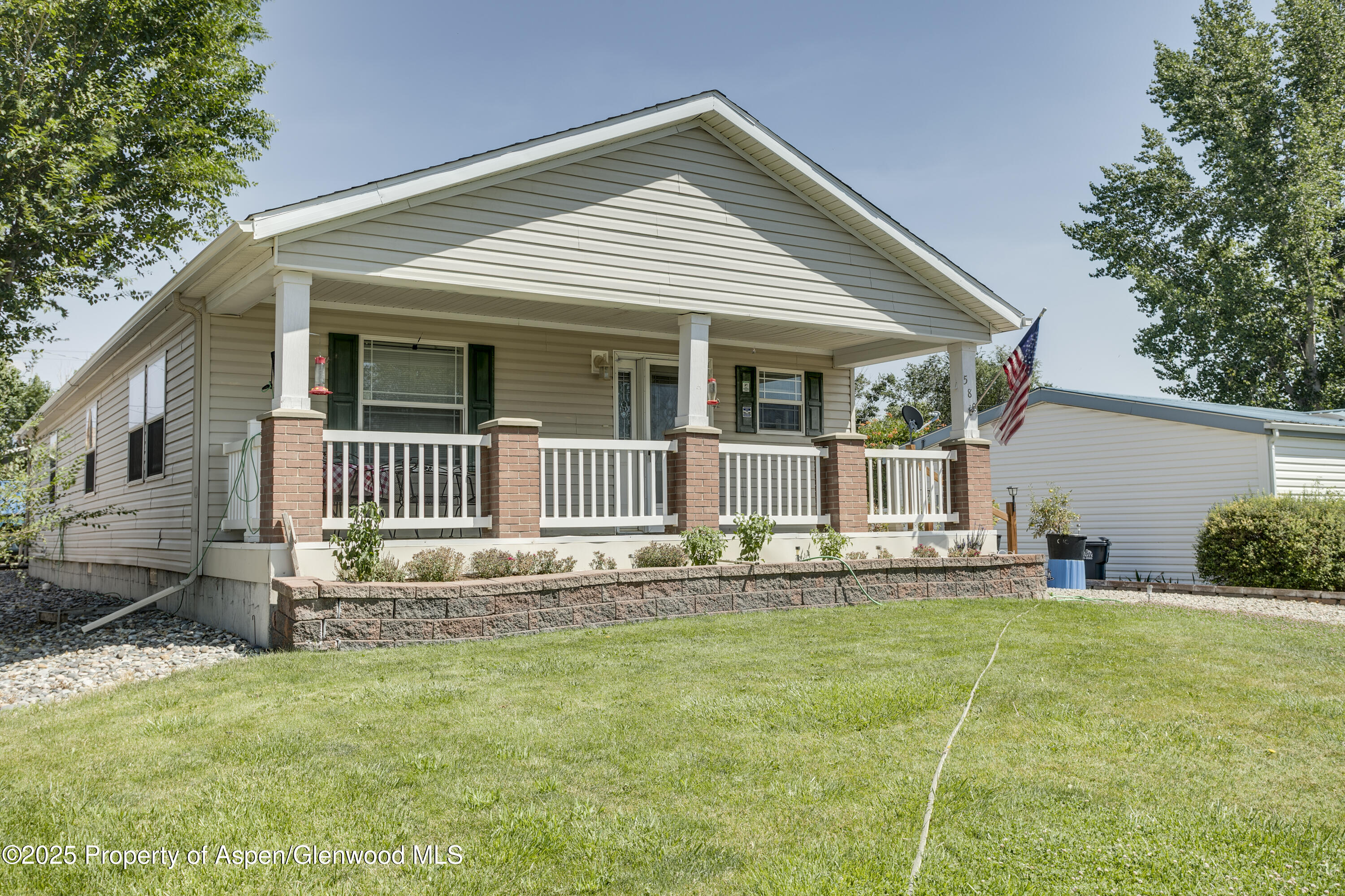 580 Denver Avenue De Beque CO 81630
