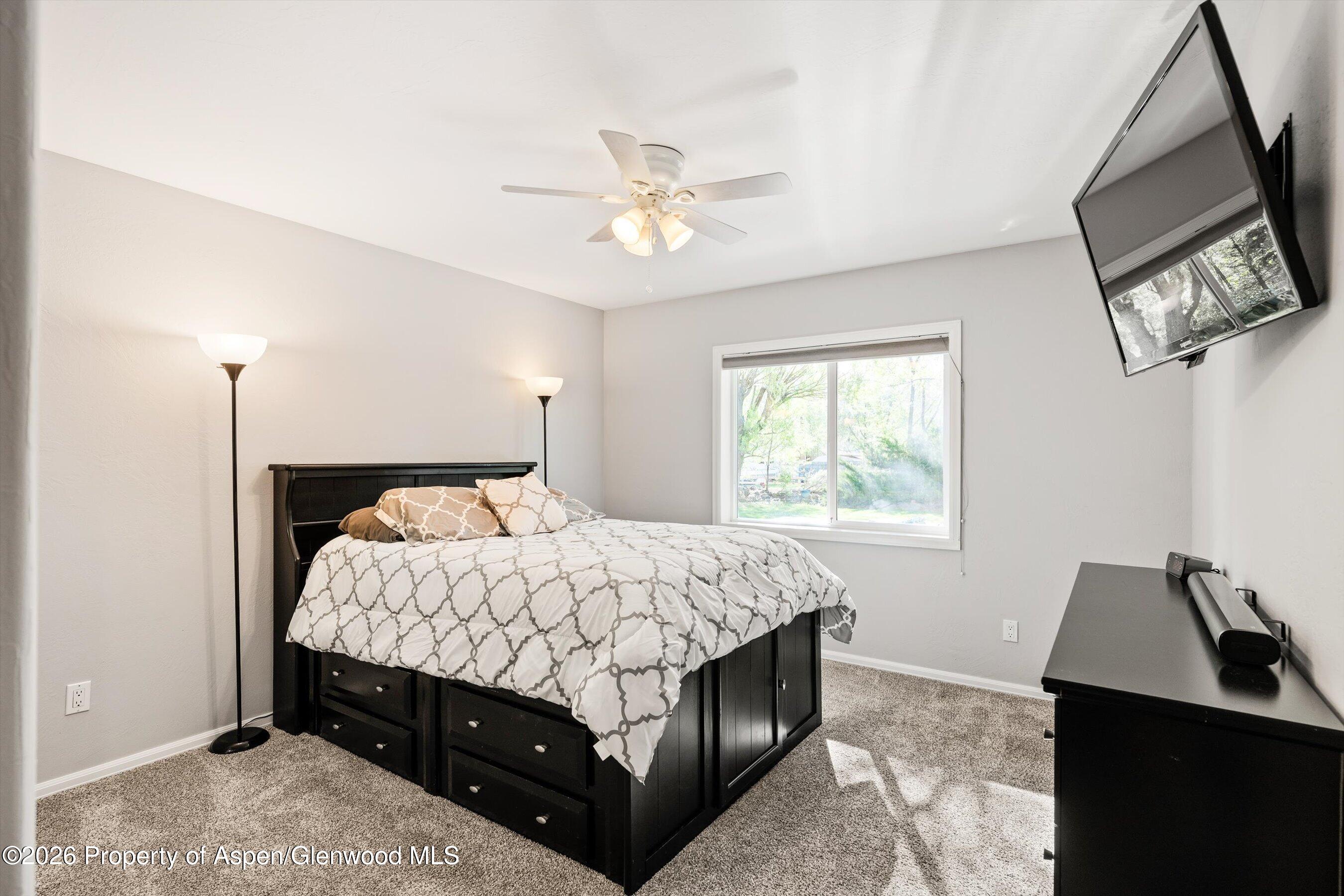 127 Cardinal Way Parachute CO 81635