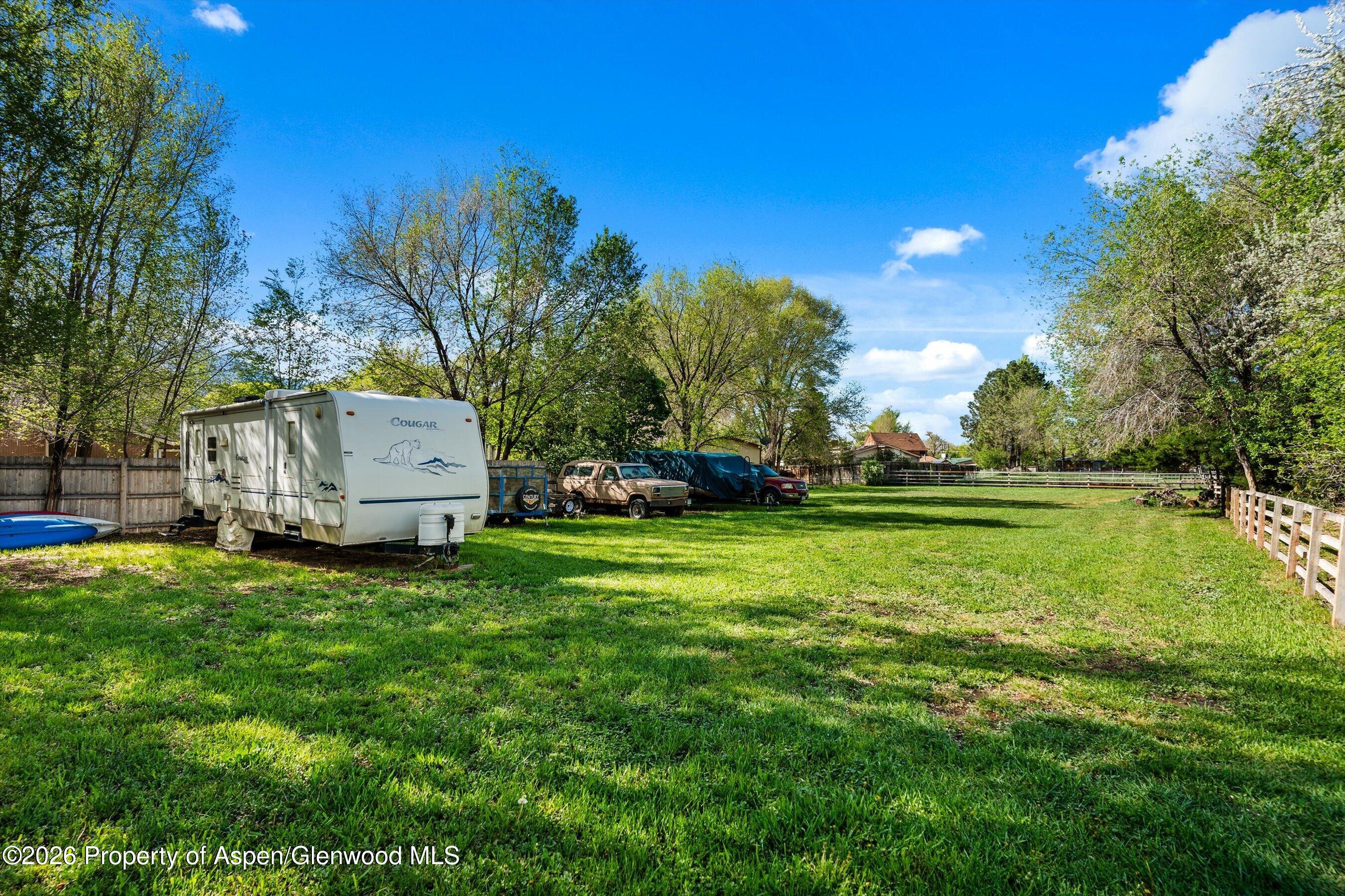 127 Cardinal Way Parachute CO 81635