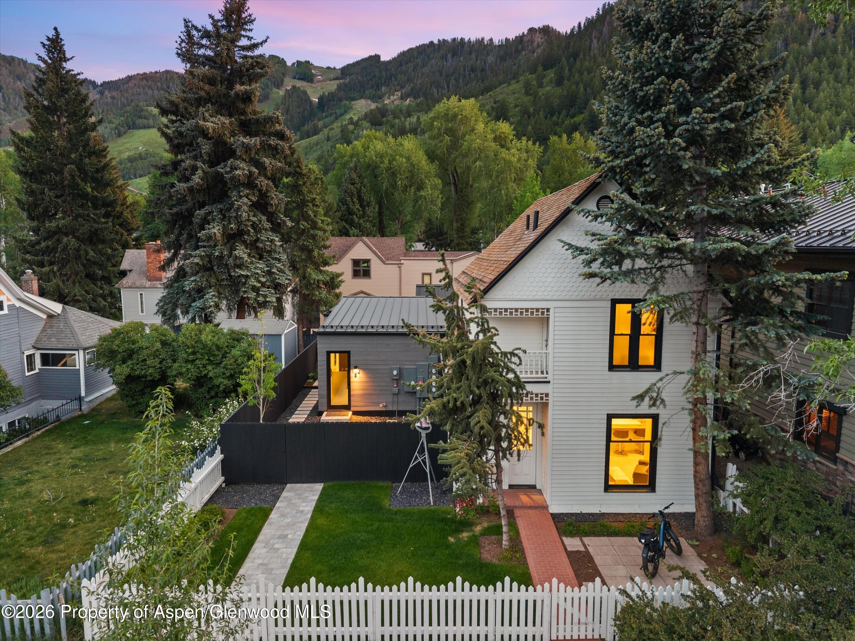 211 W Main Street Aspen CO 81611