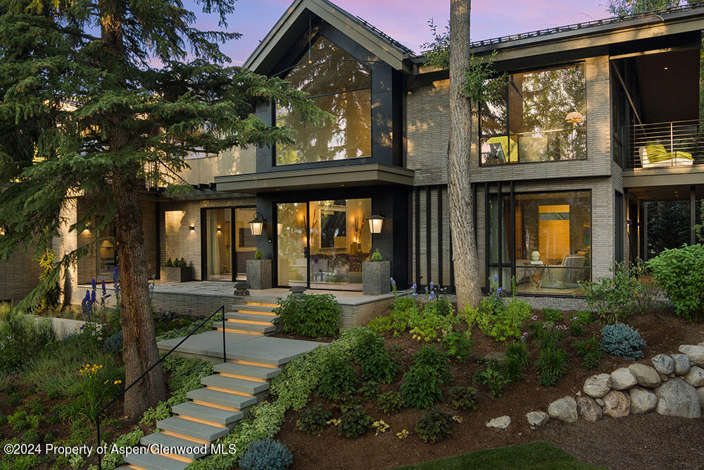 210 S West End Street Aspen CO 81611