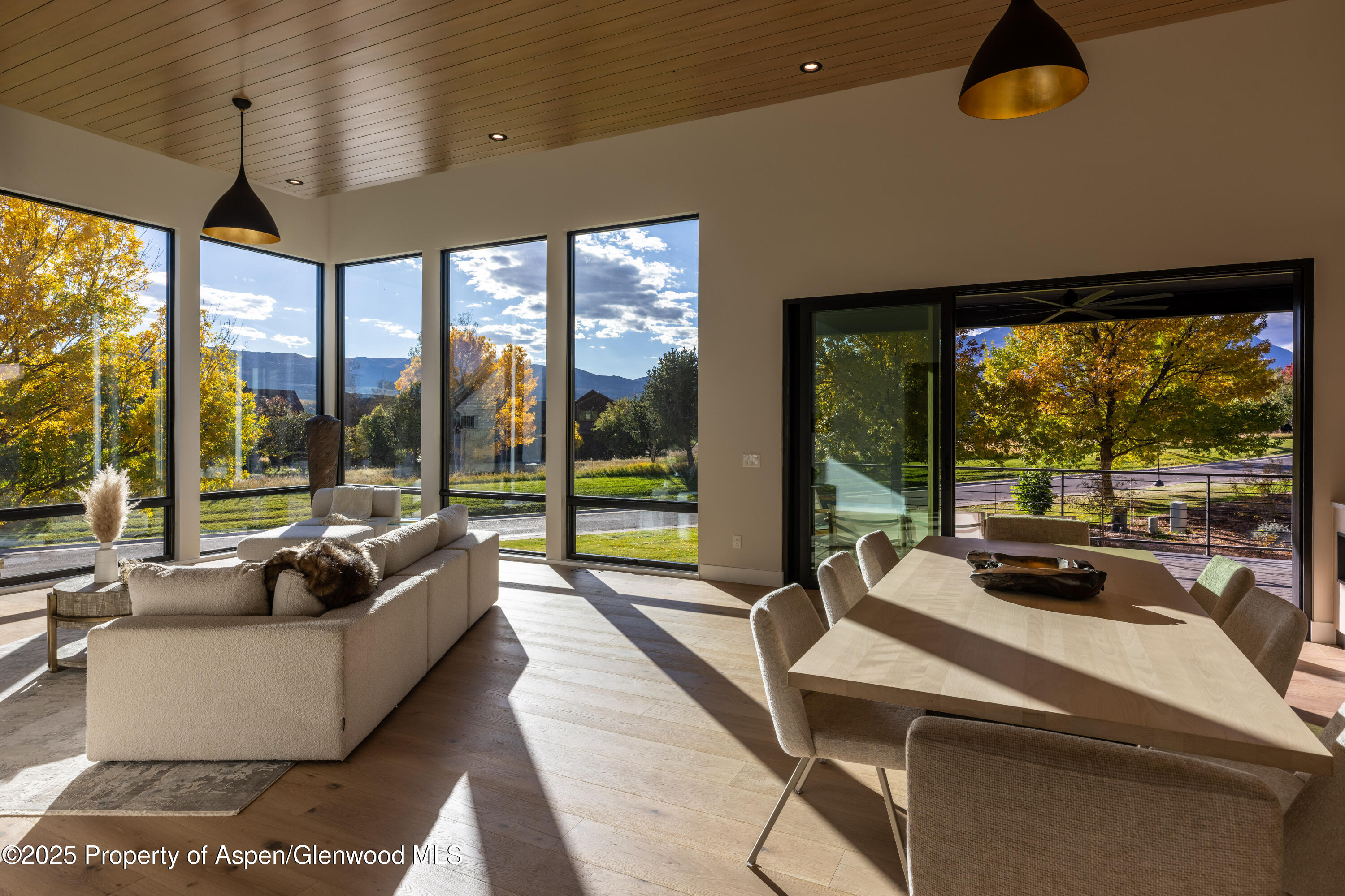 719 Perry Ridge Carbondale CO 81623