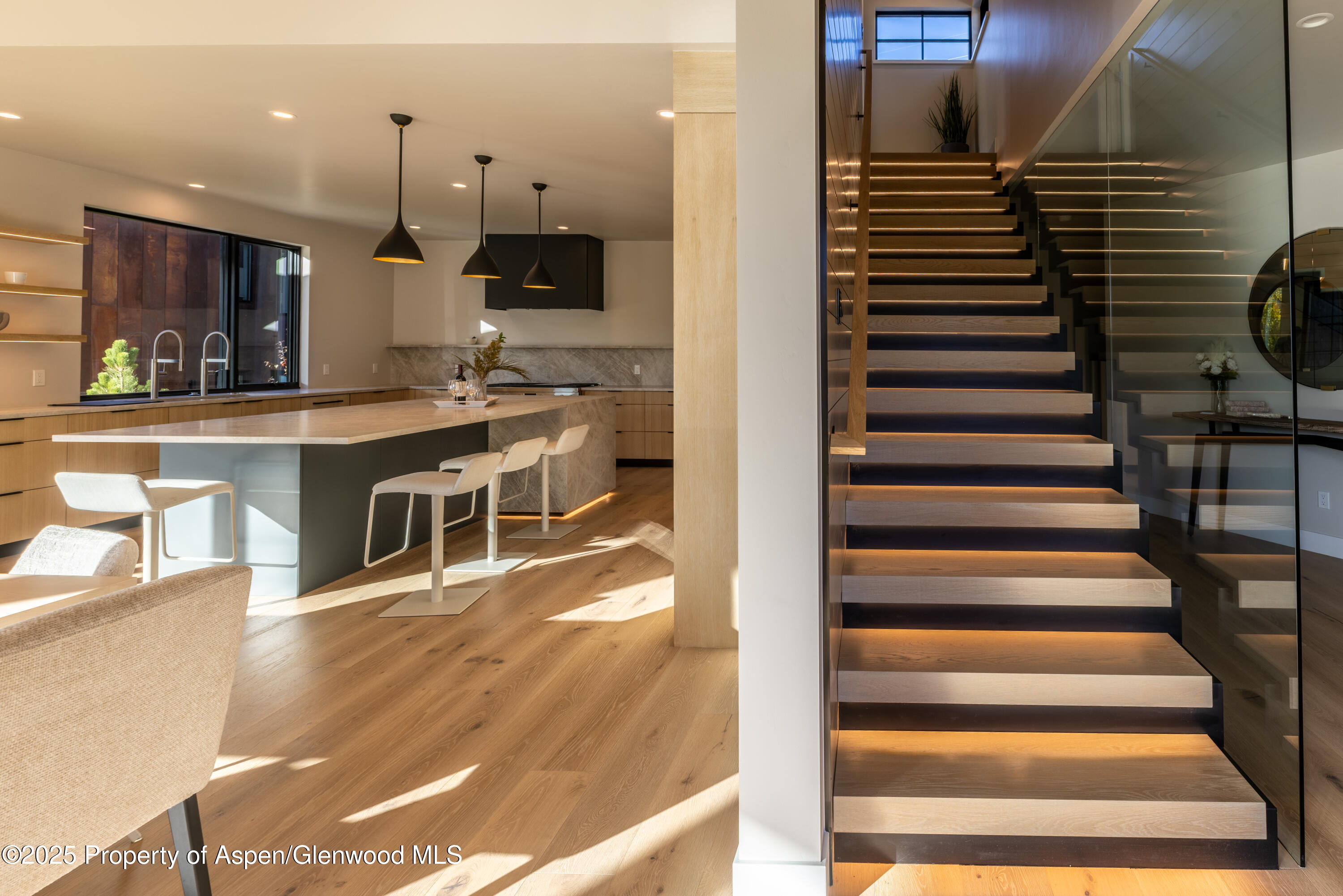 719 Perry Ridge Carbondale CO 81623