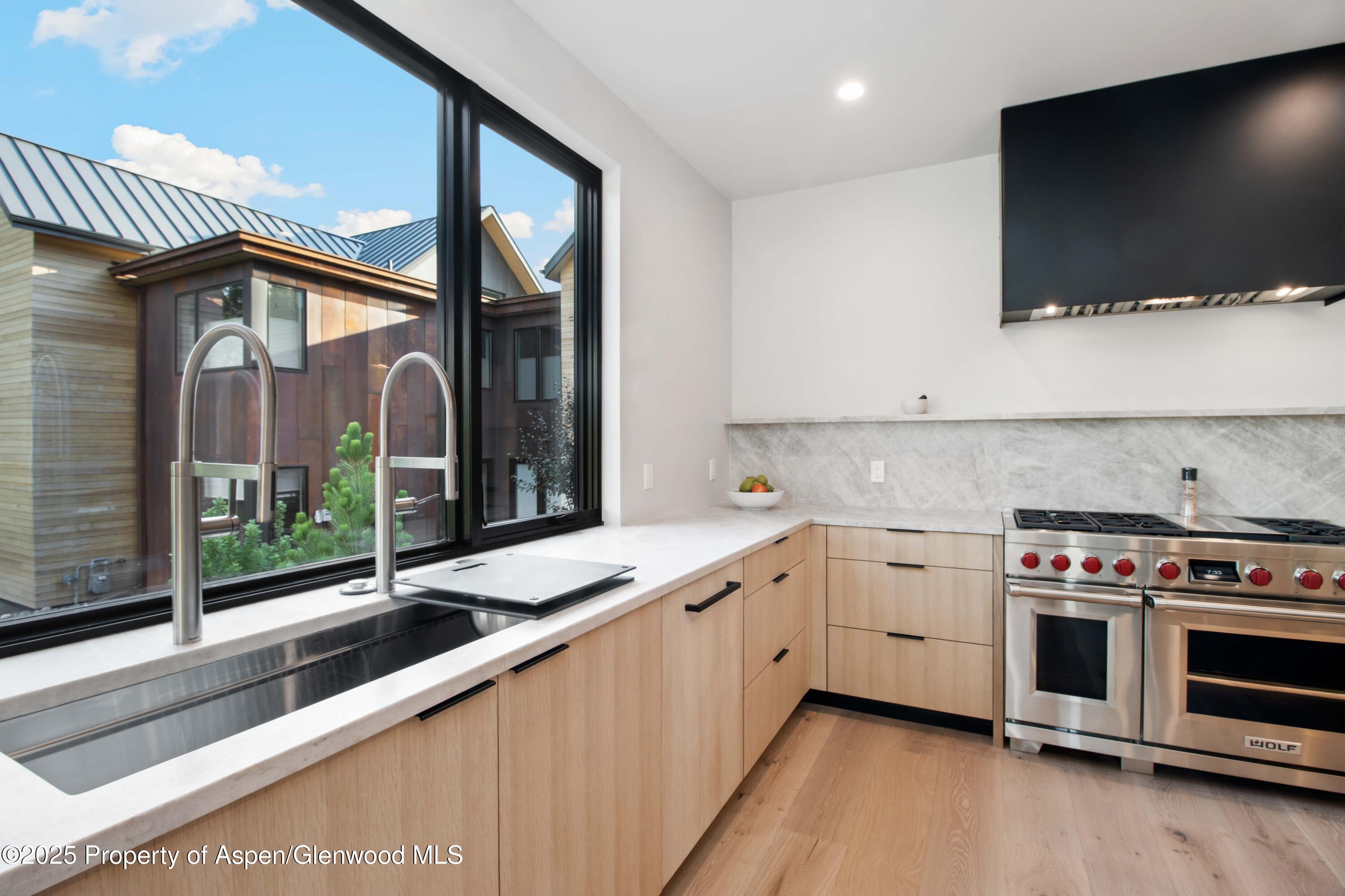 719 Perry Ridge Carbondale CO 81623