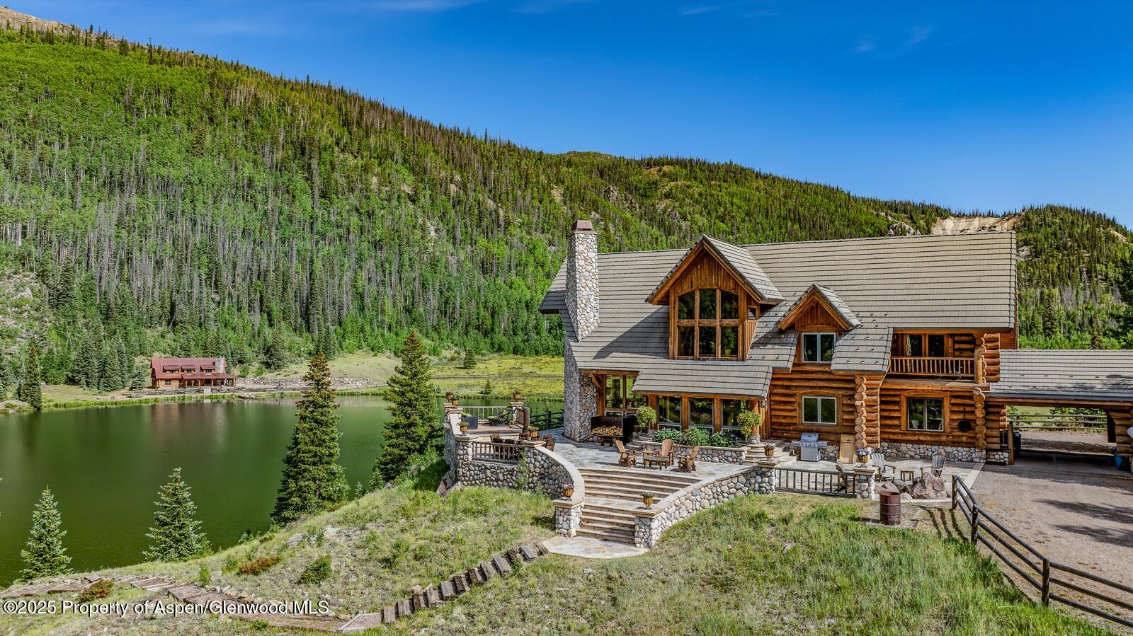 2418 Usfs Road 526 Creede CO 81130