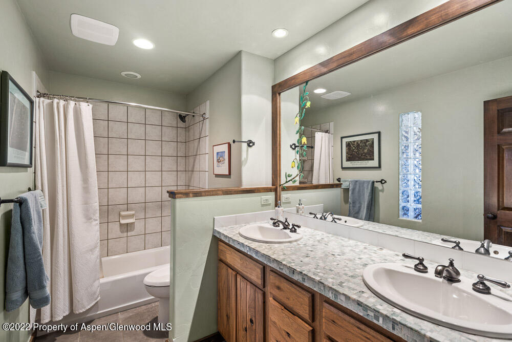48 Crescent Place Glenwood Springs CO 81601