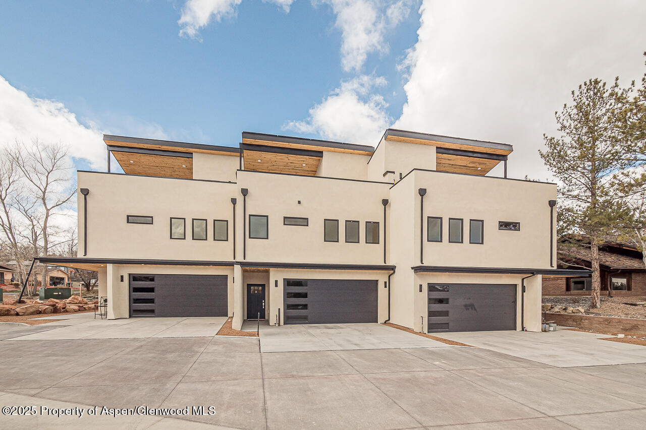 2398 Ridge Circle Grand Junction CO 81507