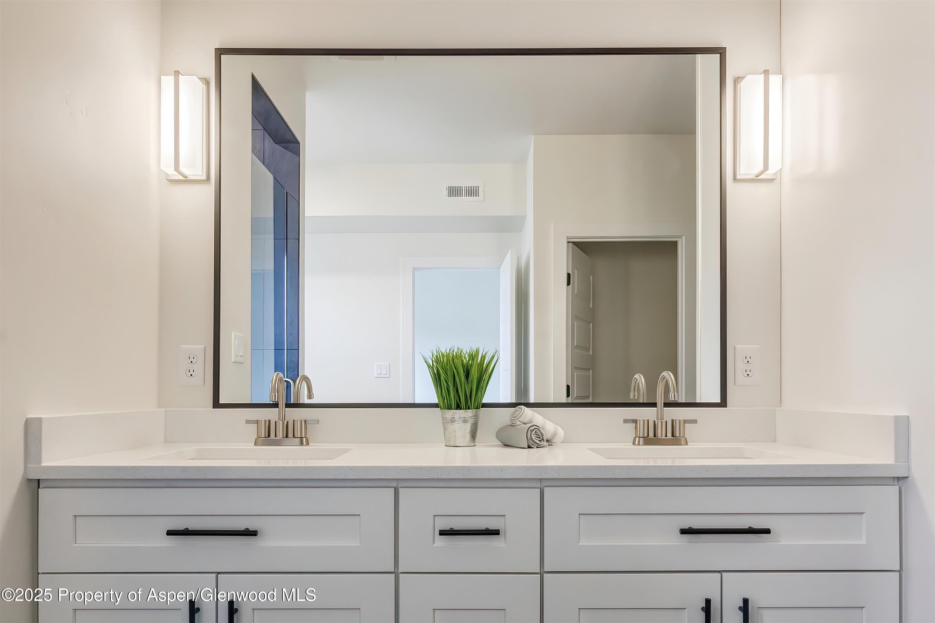 2398 Ridge Circle Grand Junction CO 81507