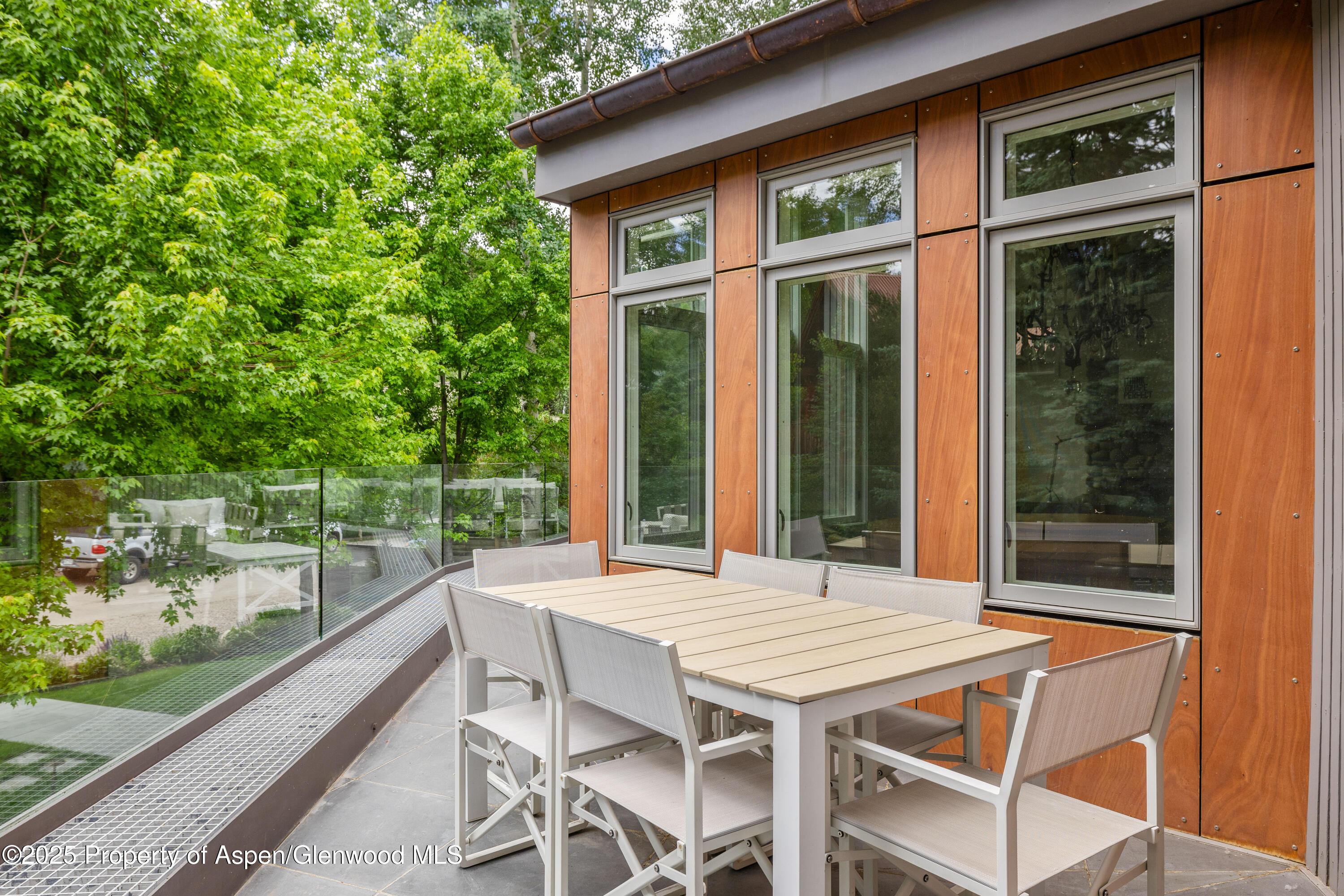 63 Smuggler Grove Aspen CO 81611