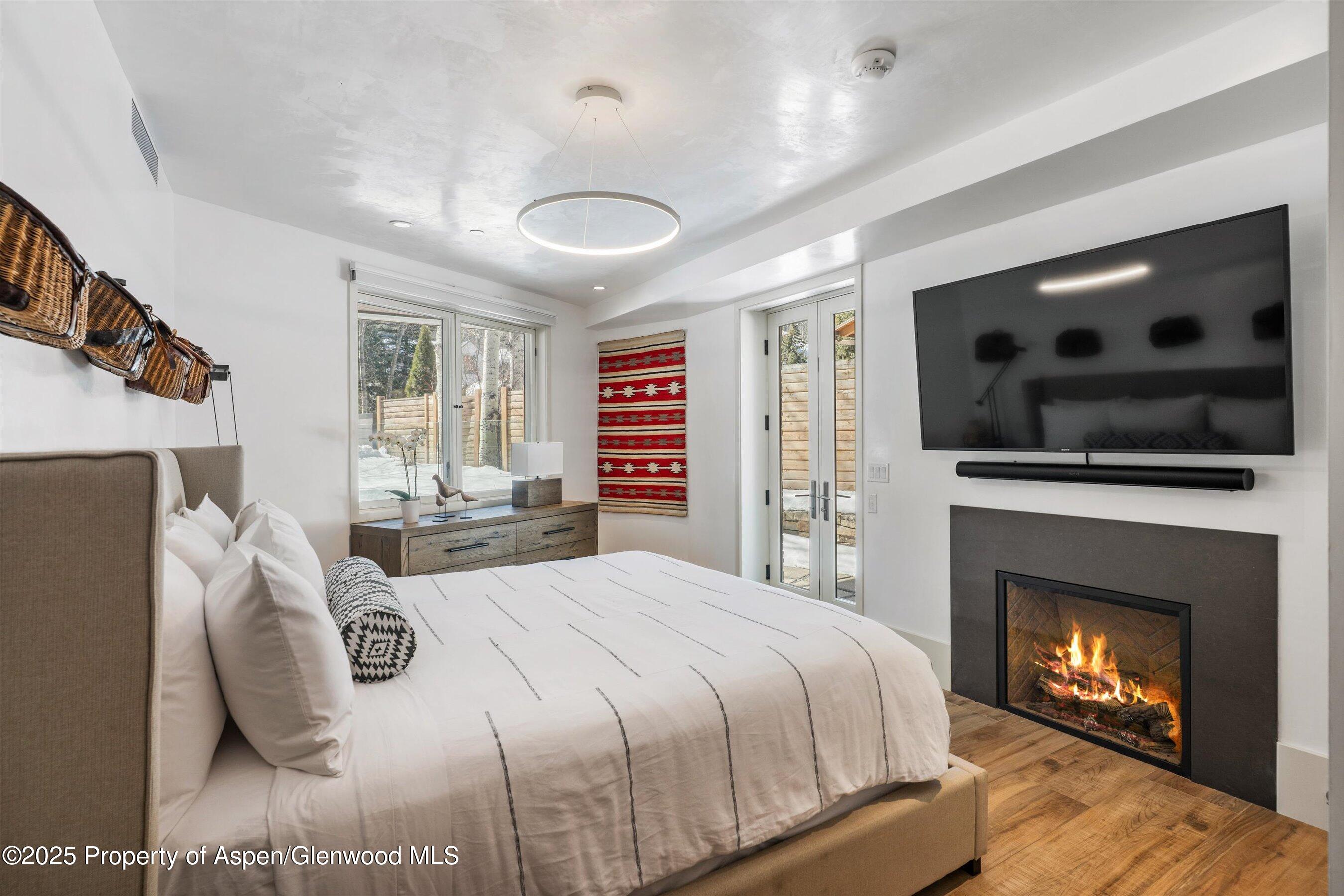 63 Smuggler Grove Aspen CO 81611