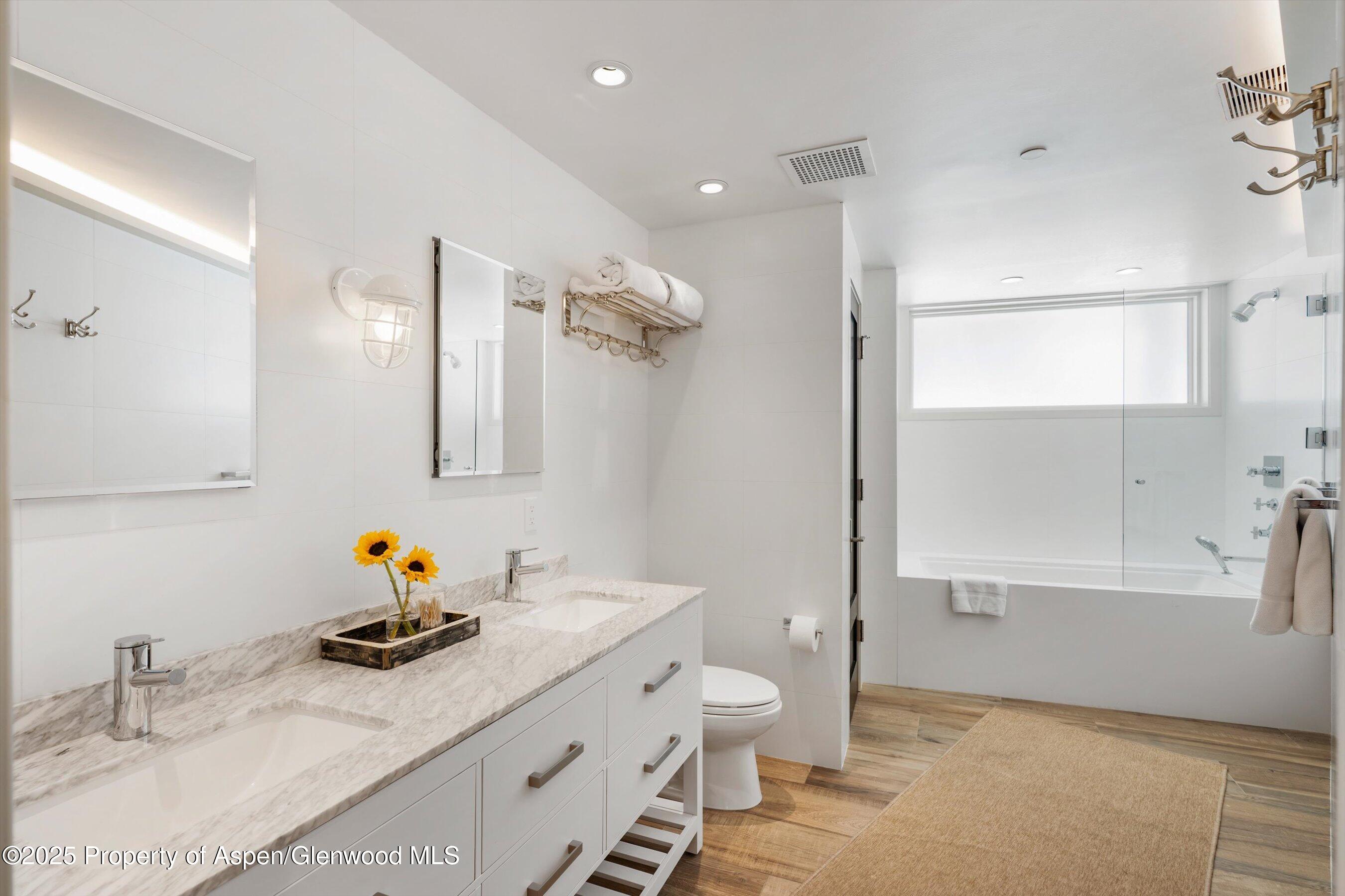 63 Smuggler Grove Aspen CO 81611