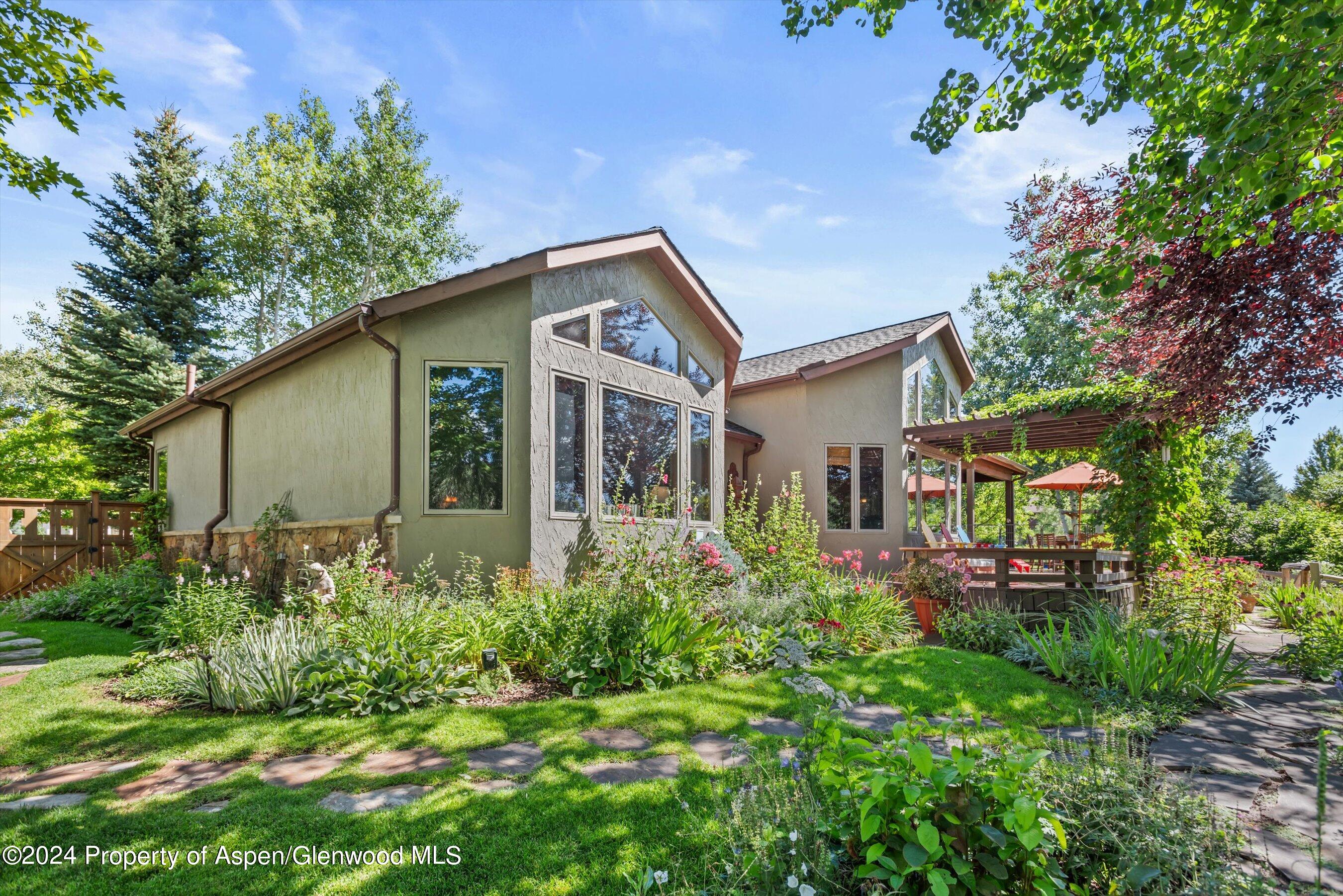 893 Graceland Drive Carbondale CO 81623