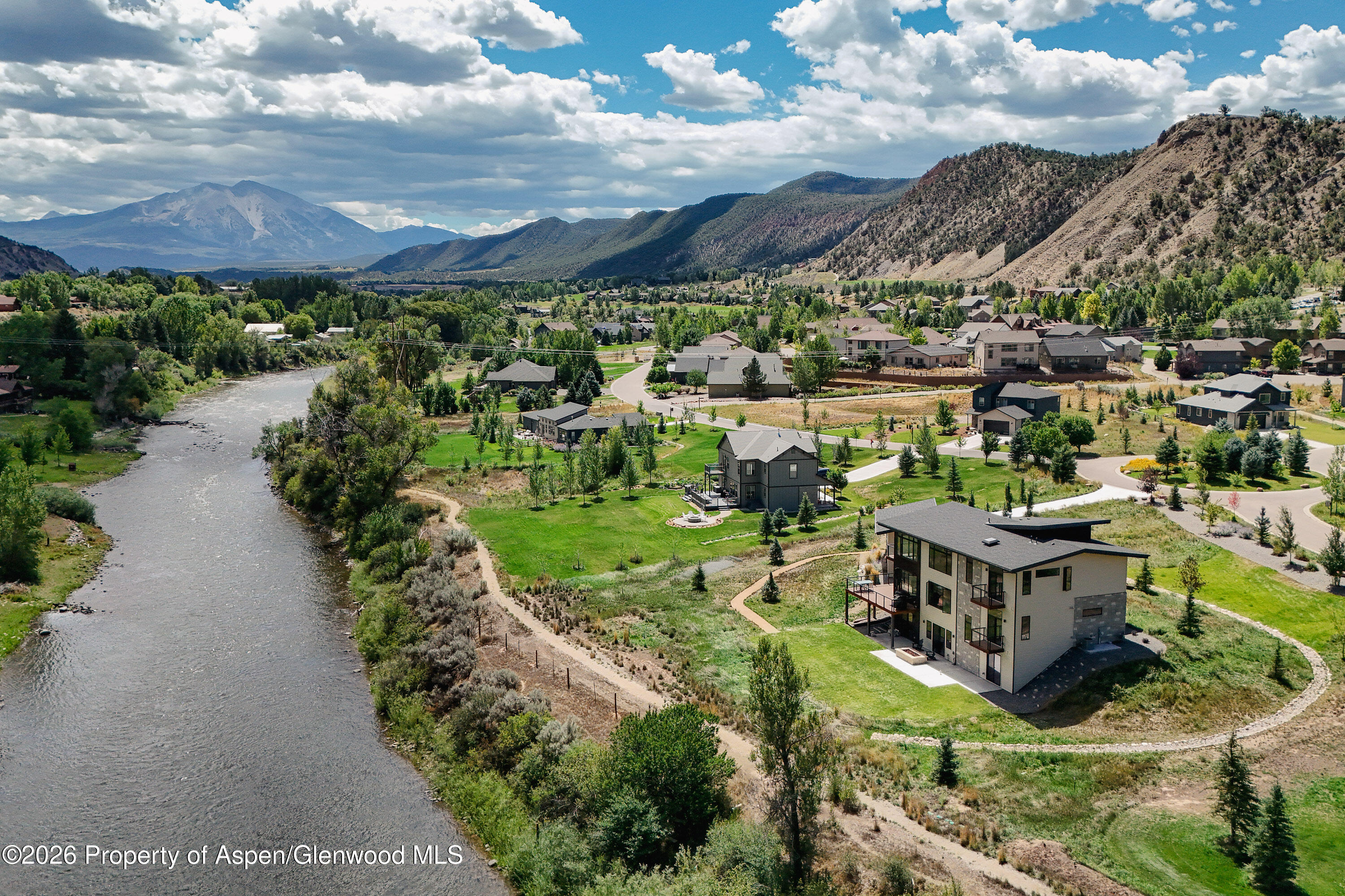 Glenwood Springs CO, 1566 River Bend Way
