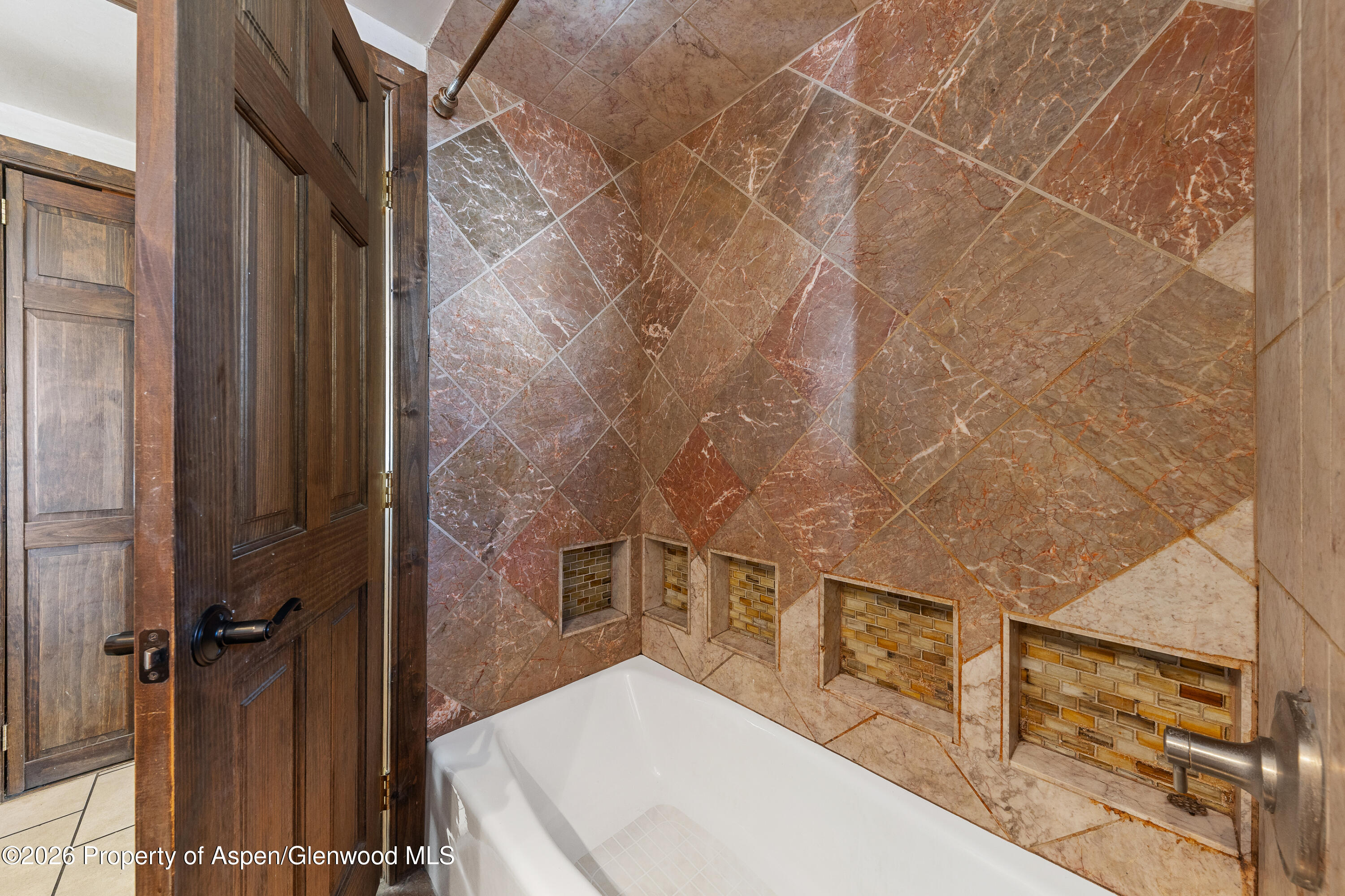 635 Glassier Drive Carbondale CO 81623