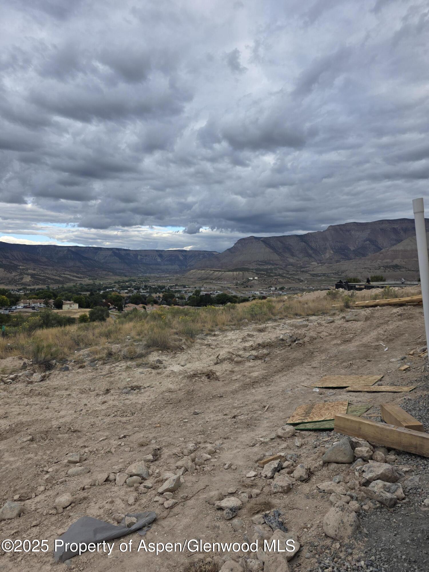 318 Eagle Ridge Drive Parachute CO 81635