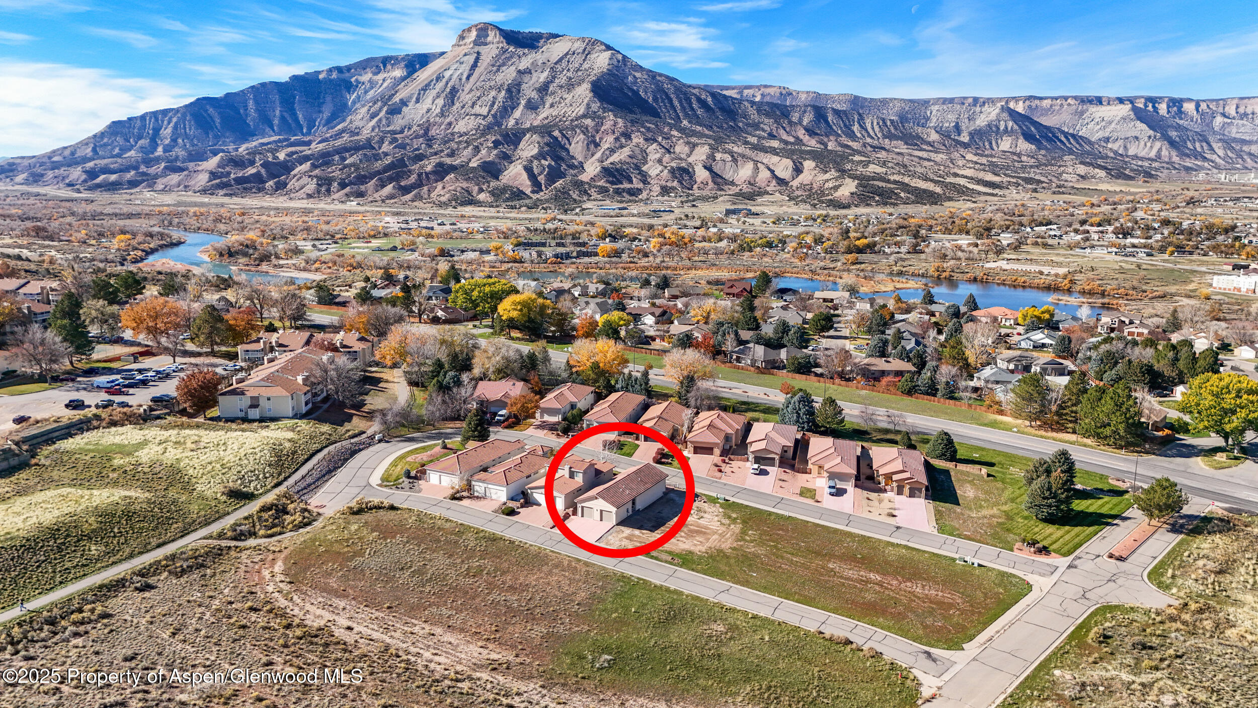 52 Hogan Parachute CO 81635