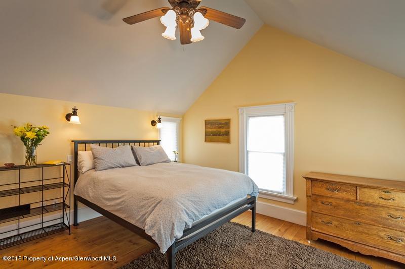 702 W Main Street New Castle CO 81647
