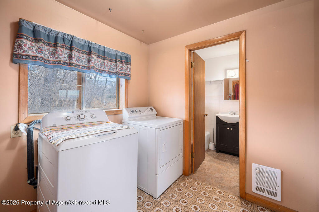 49131 I E Road Mesa CO 81643