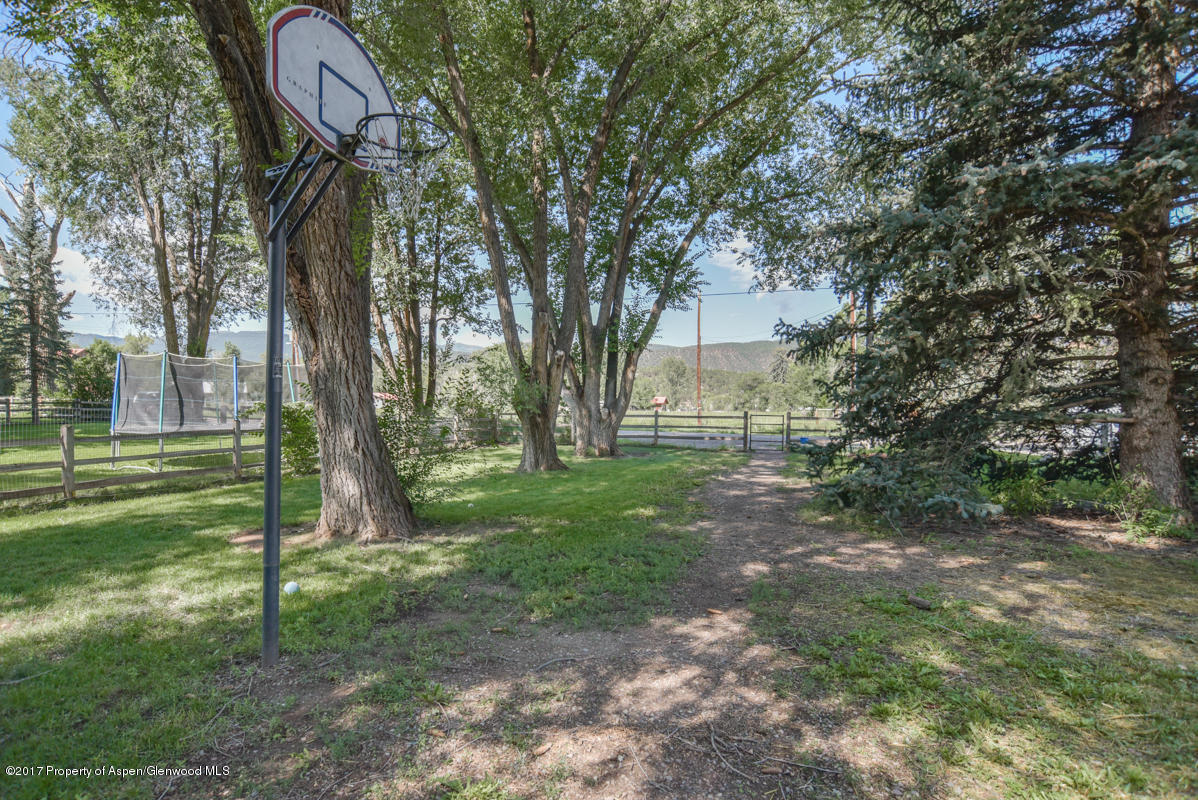 1234 County Road 106 Carbondale CO 81623