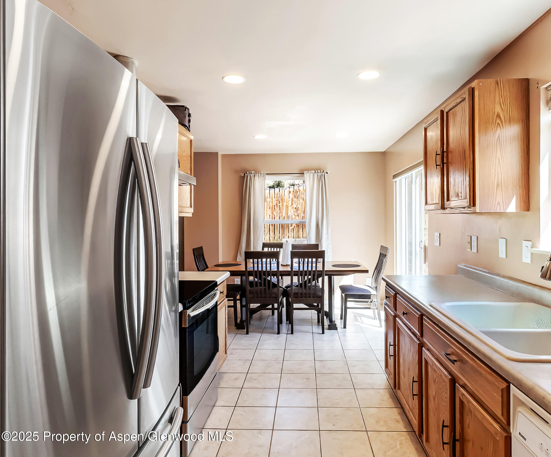 2618 Apache Court Rifle CO 81650