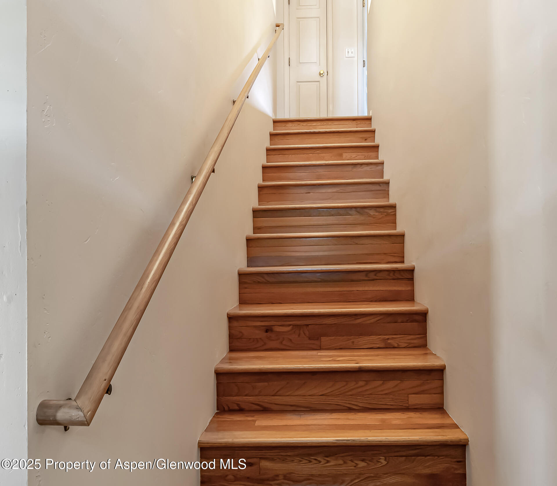 2618 Apache Court Rifle CO 81650