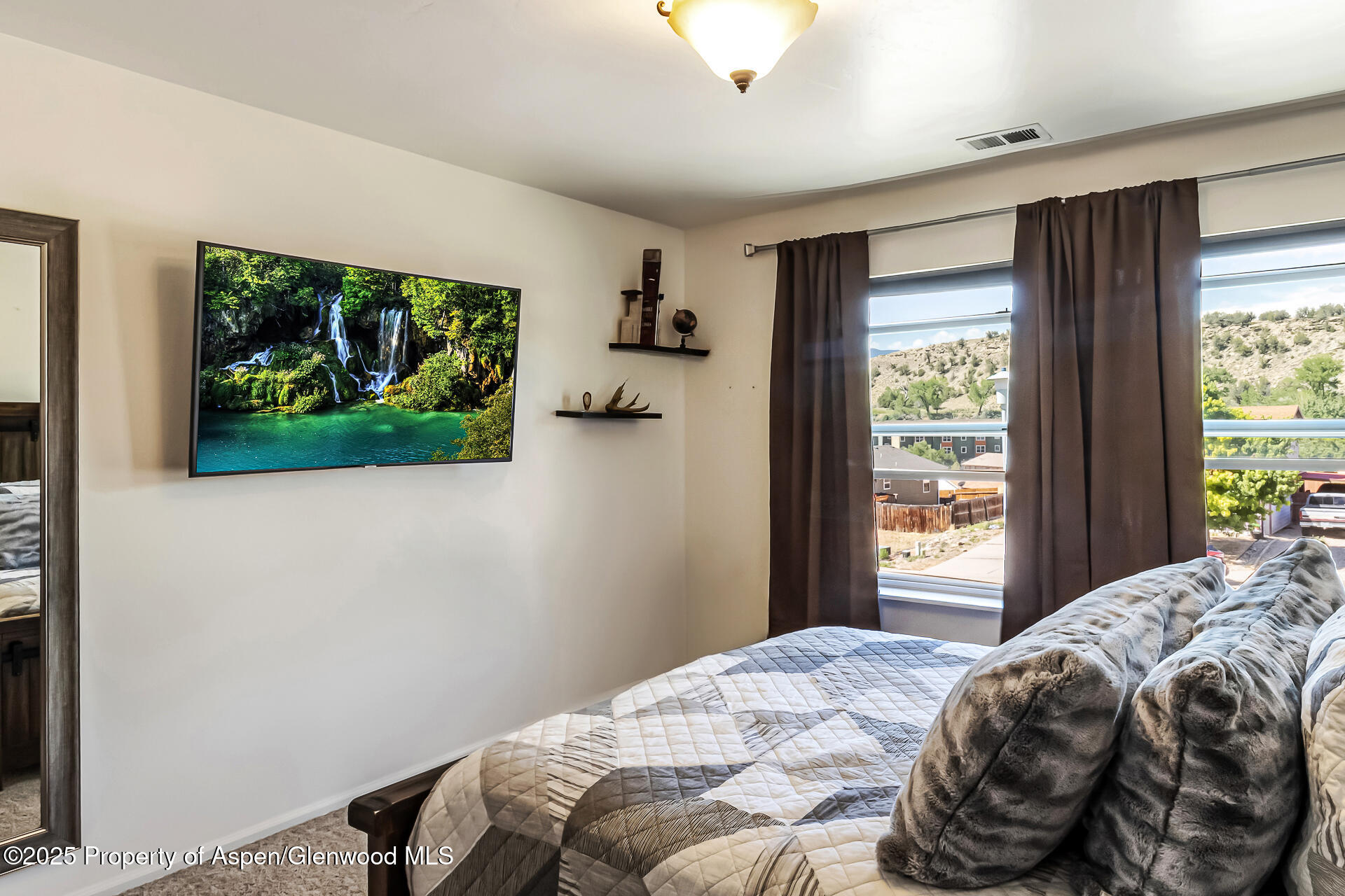 2618 Apache Court Rifle CO 81650