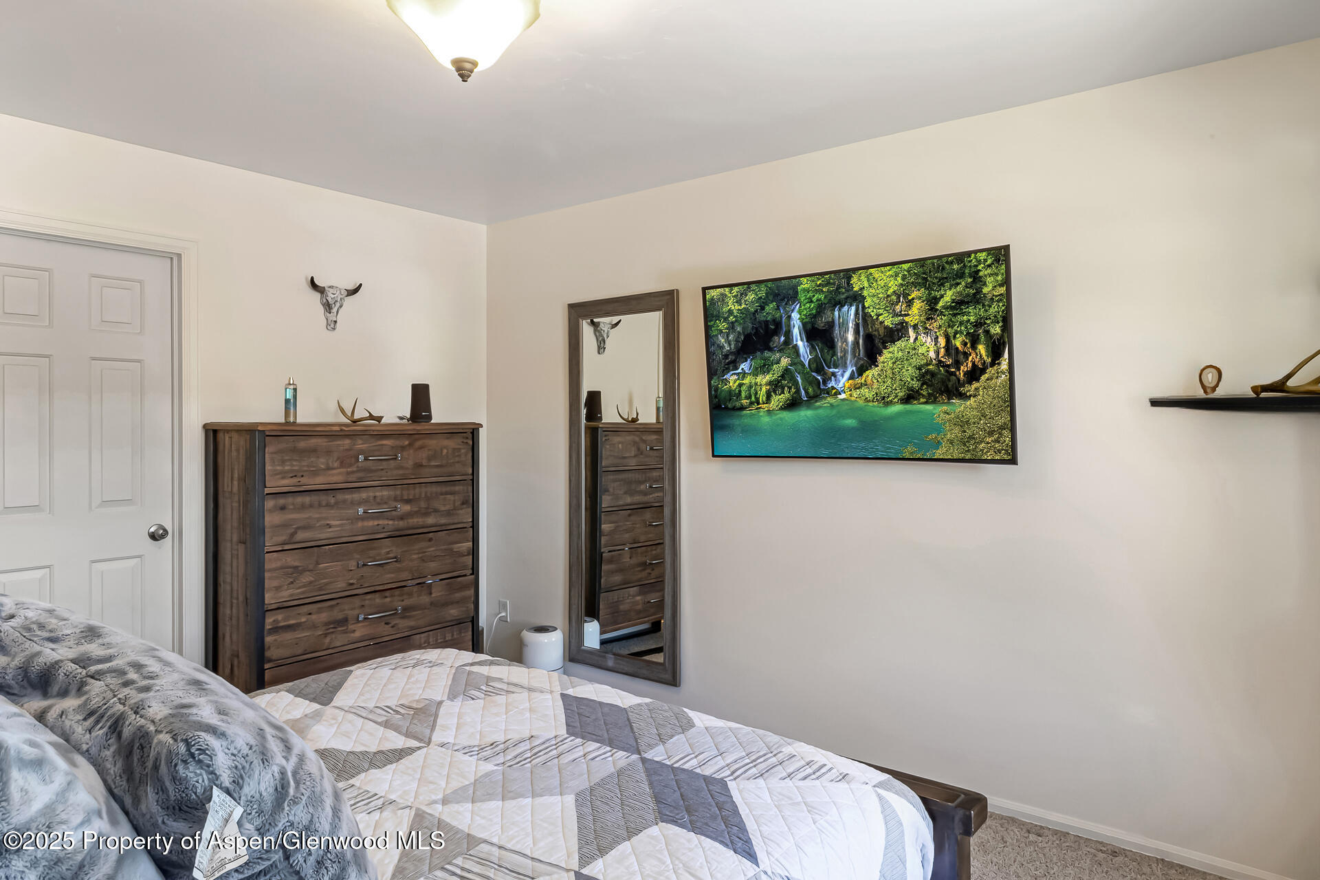 2618 Apache Court Rifle CO 81650