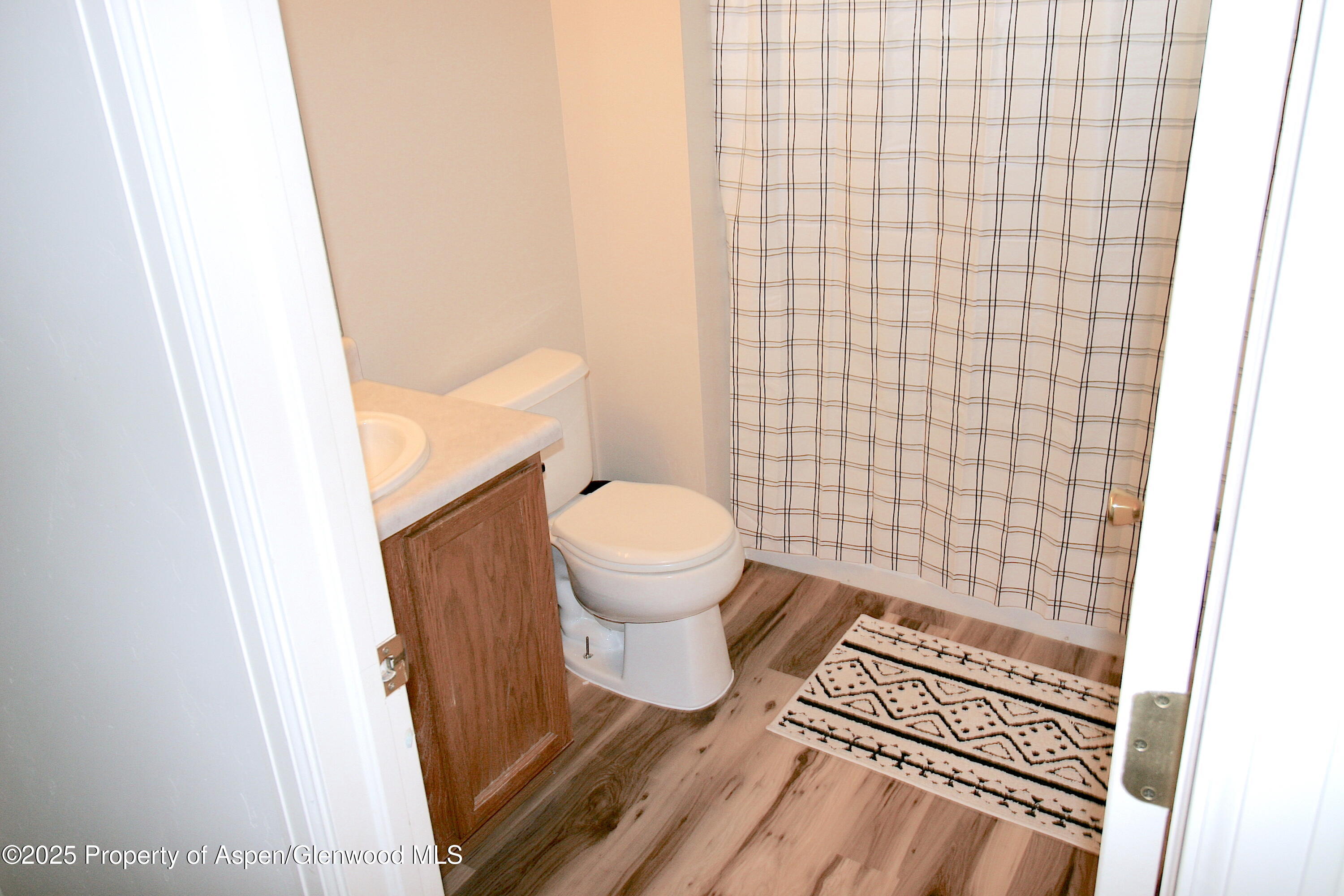 2618 Apache Court Rifle CO 81650