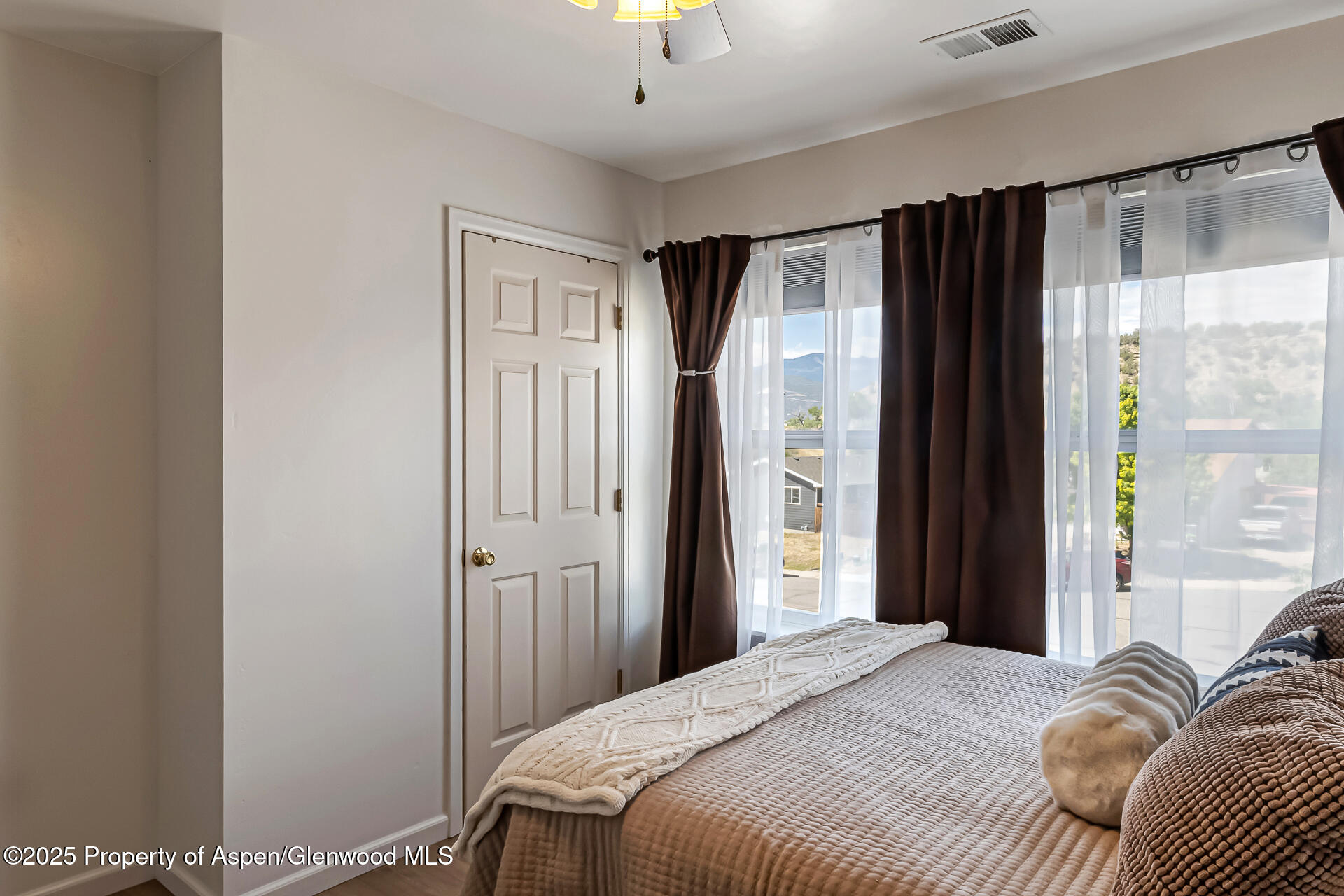 2618 Apache Court Rifle CO 81650