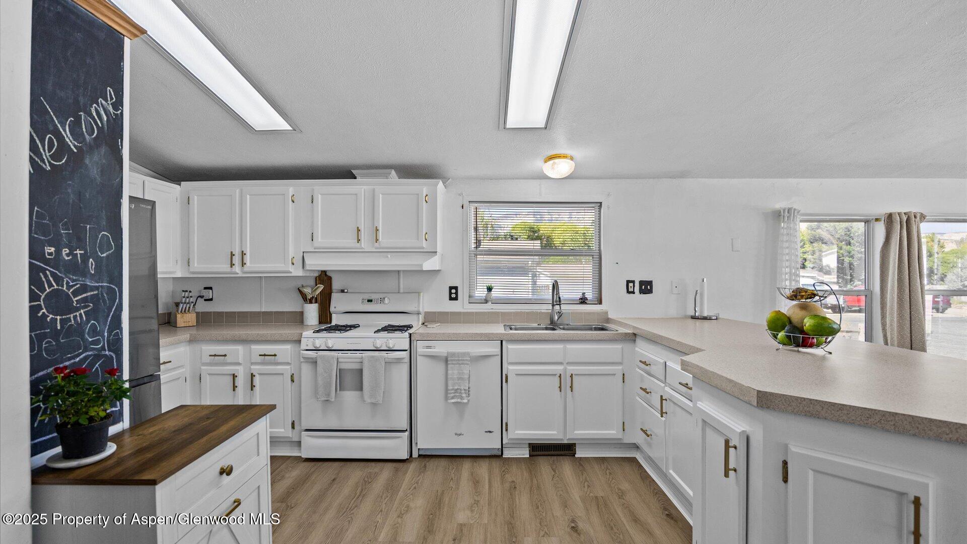 26 Baker Hill Place Parachute CO 81635