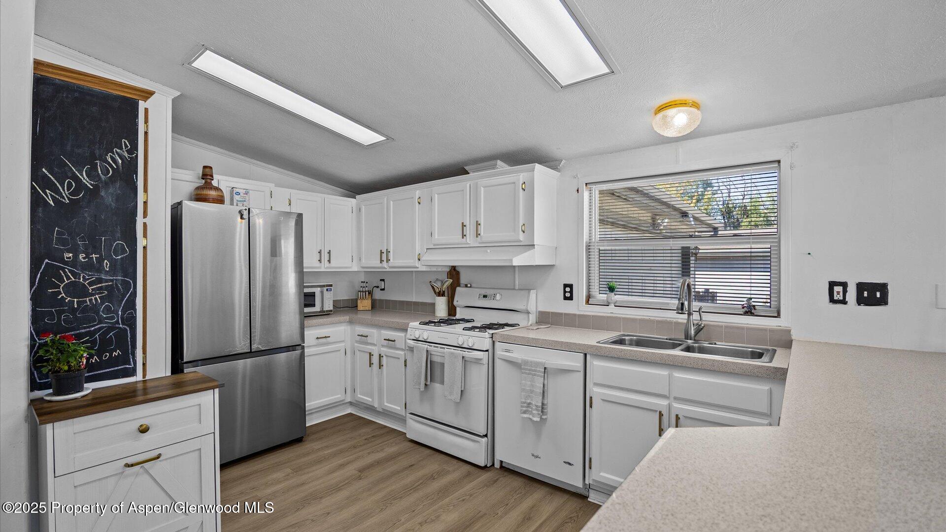 26 Baker Hill Place Parachute CO 81635