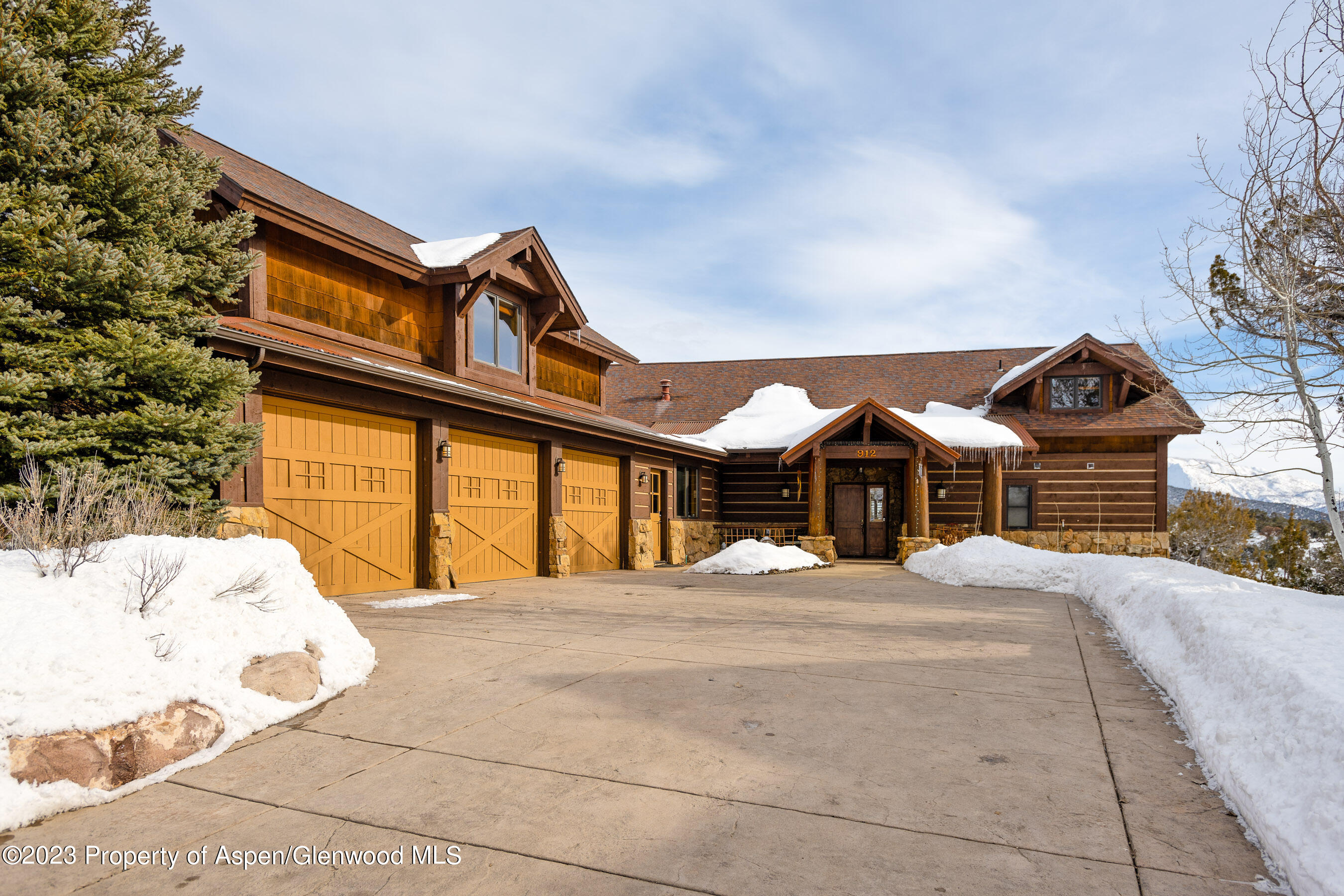 912 Clubhouse Drive New Castle CO 81647