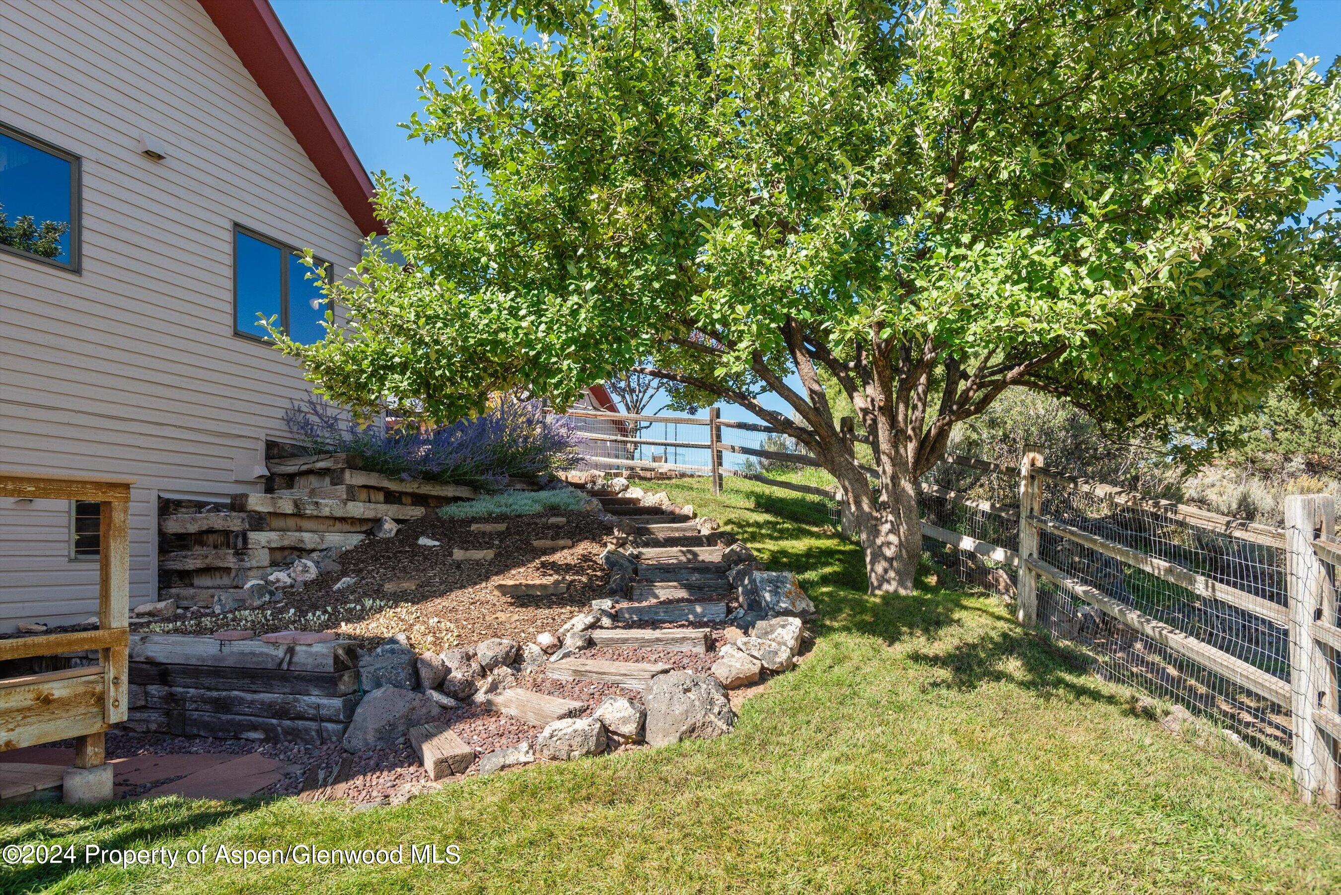 1056 Kings Row Avenue Carbondale CO 81623