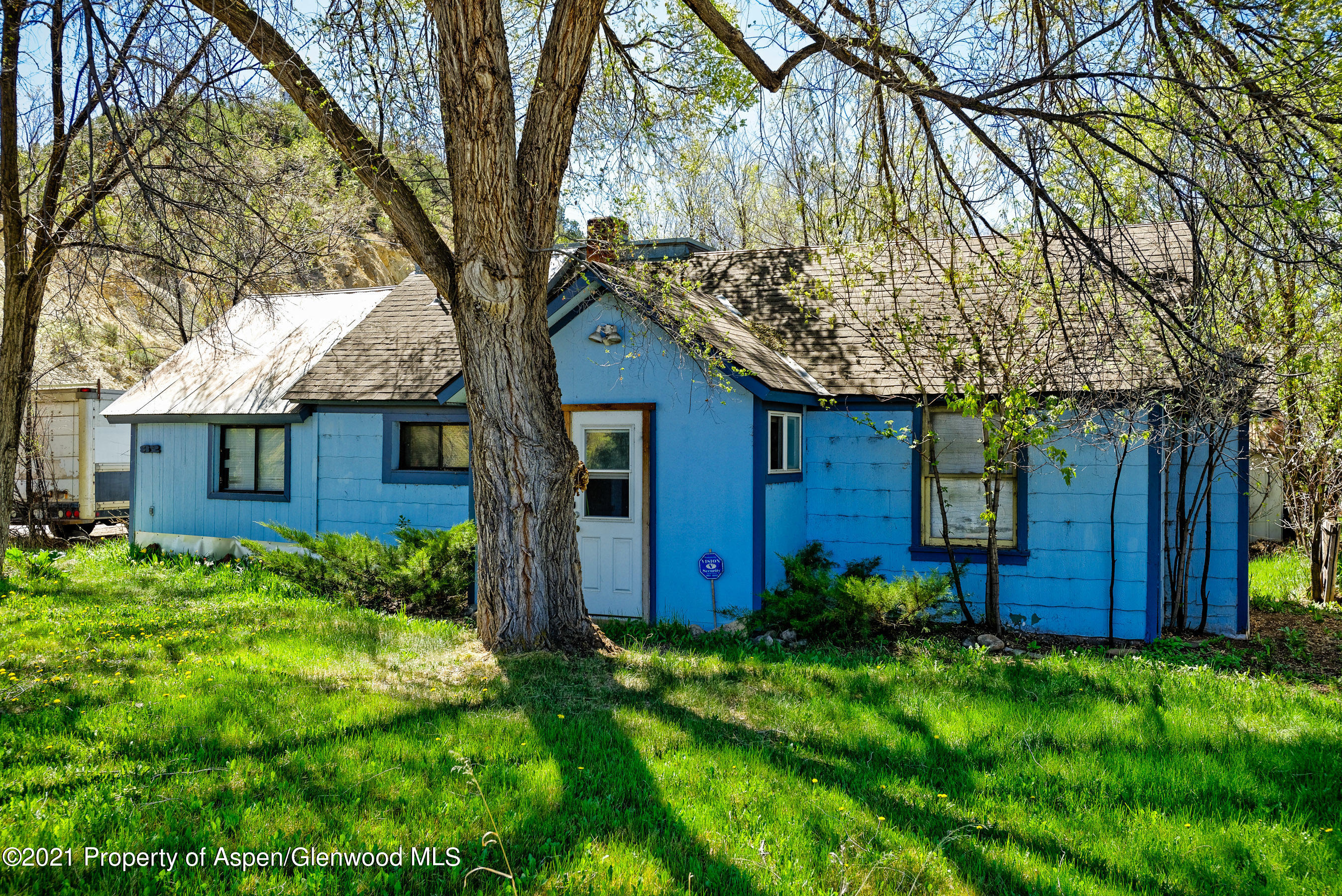 82 Main Street Carbondale CO 81623