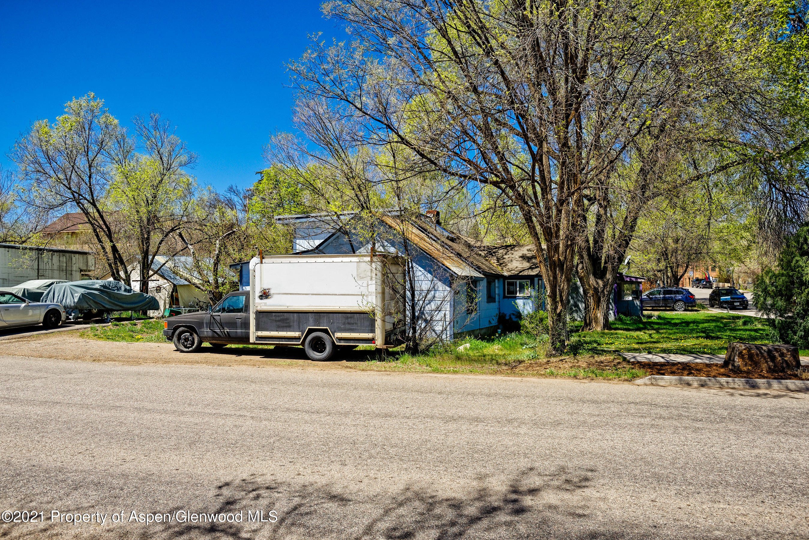 82 Main Street Carbondale CO 81623