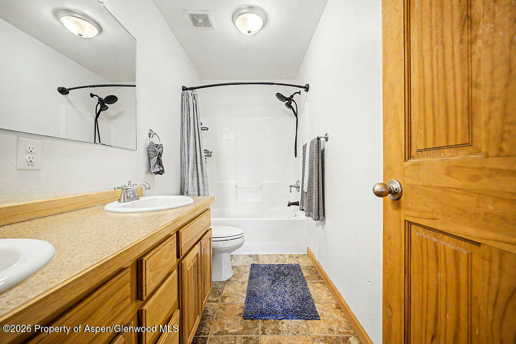 2096 W 2nd Street Craig CO 81625