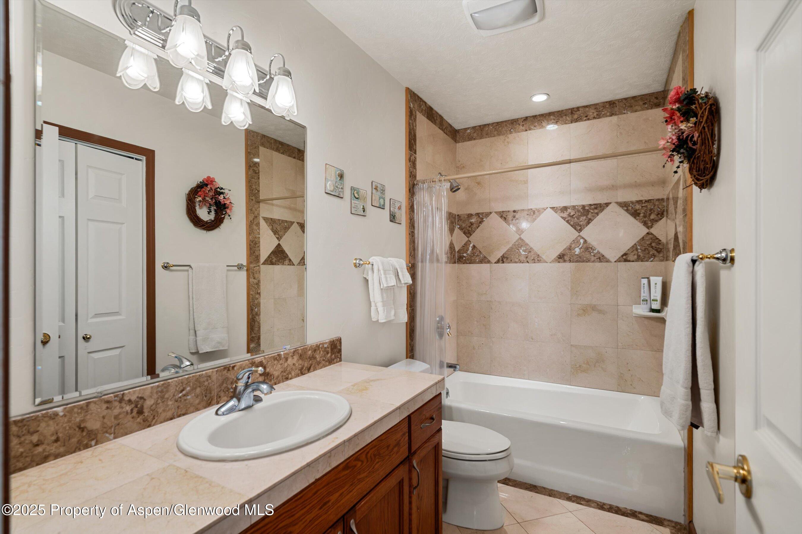 10 Cedar Cove Glenwood Springs CO 81601