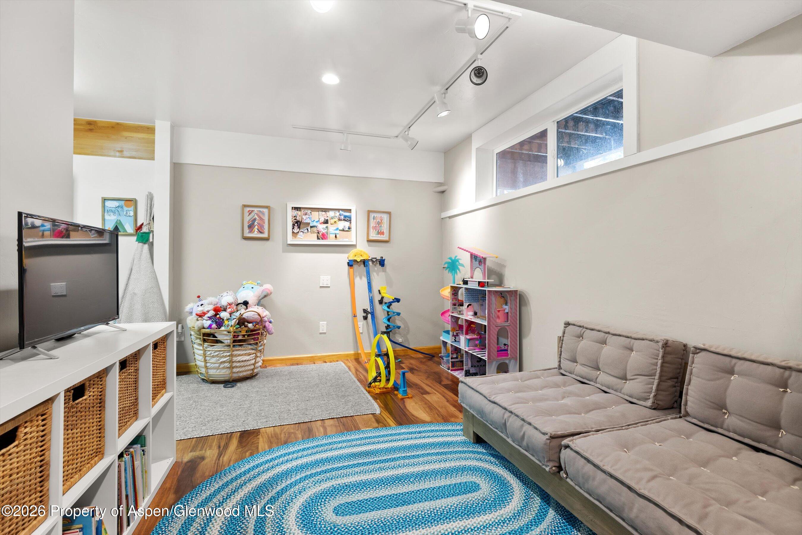 372 Crystal Park Drive Redstone CO 81623